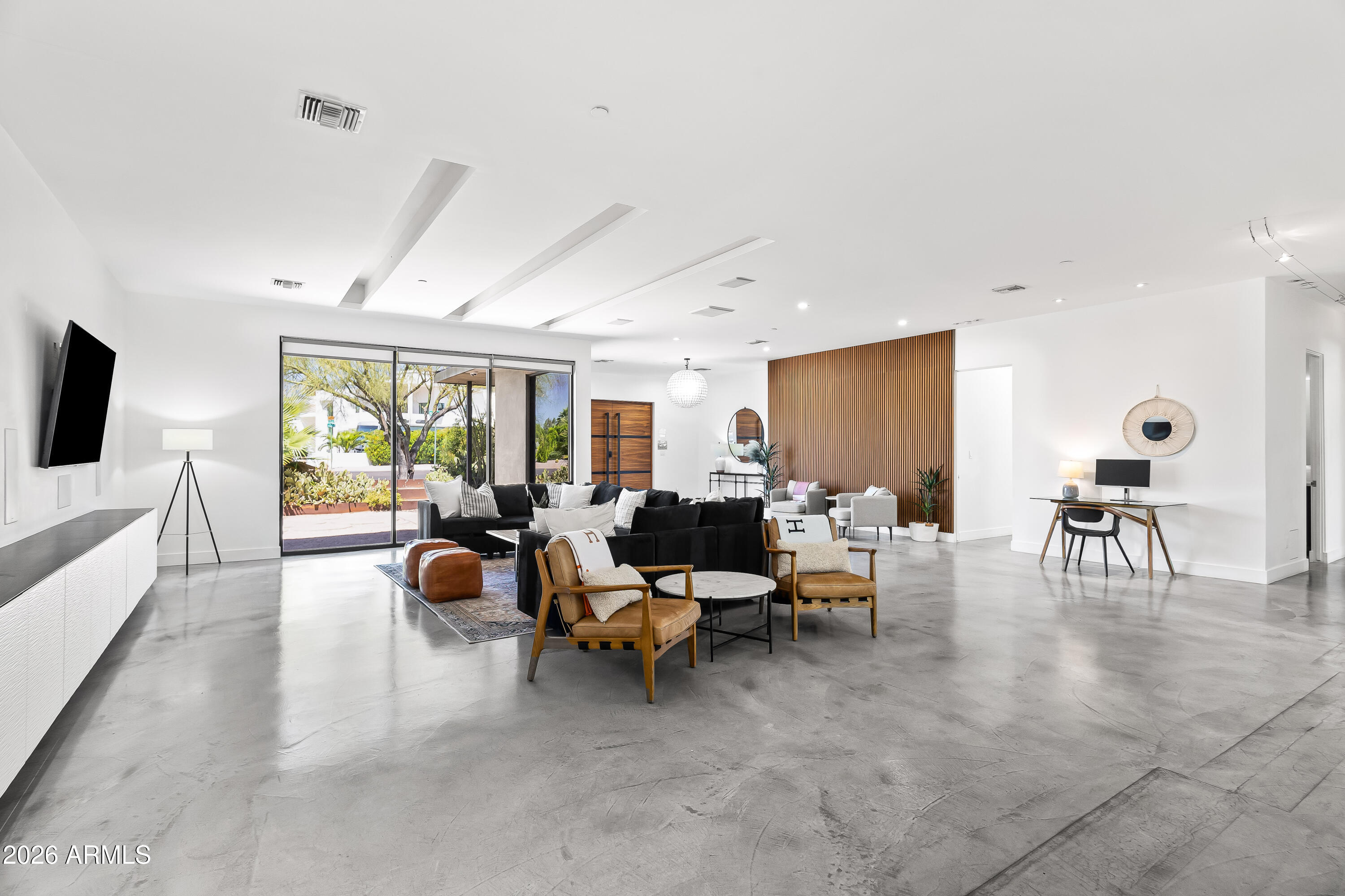 CORONADO VILLA - Residential