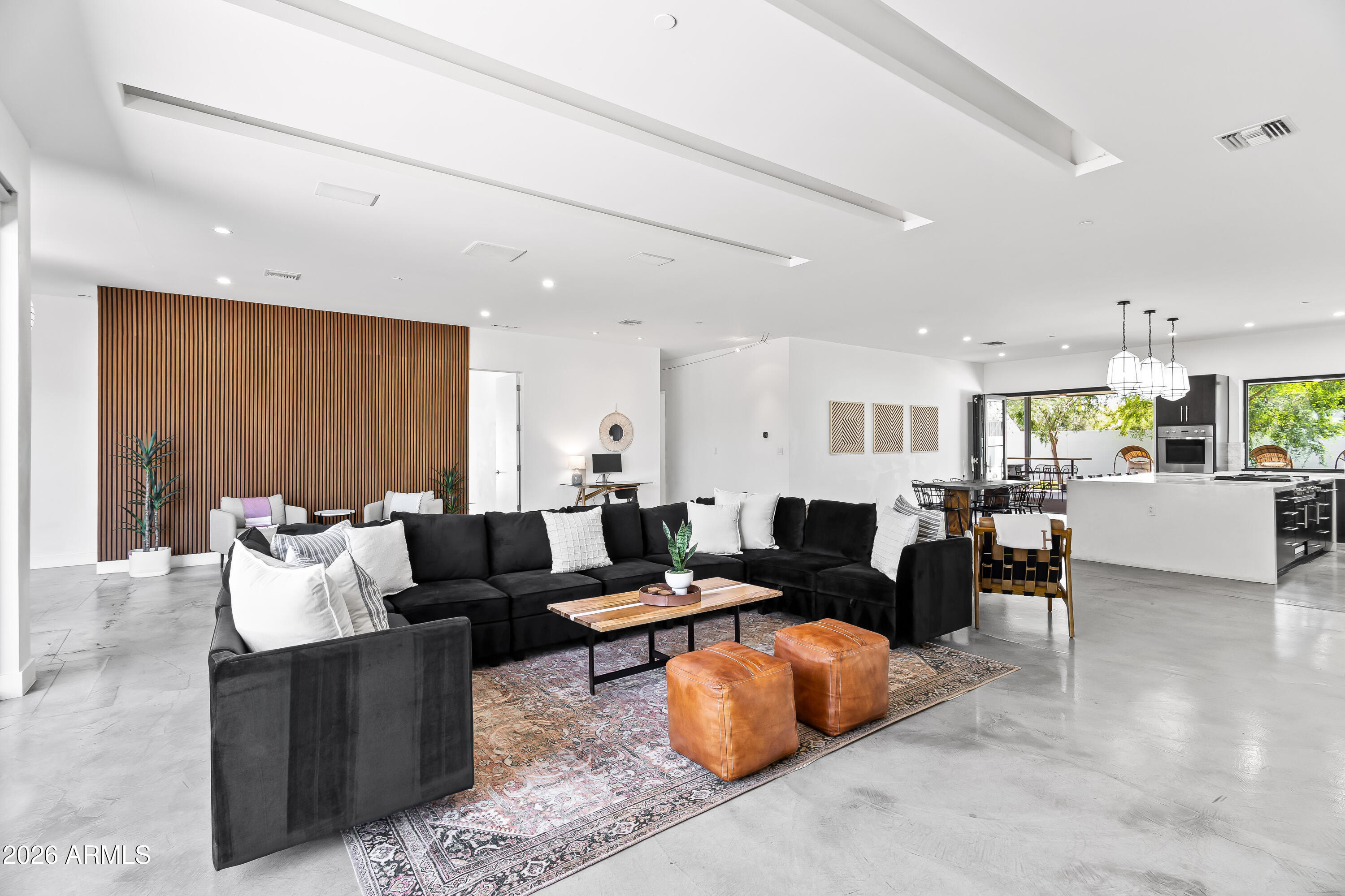 CORONADO VILLA - Residential