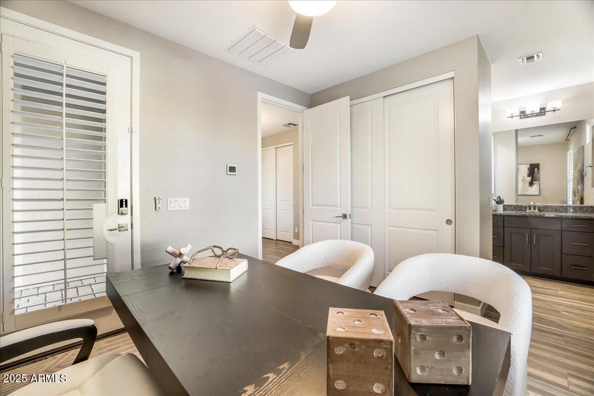 Ridgeview Estates at Desert Ridge - Residential