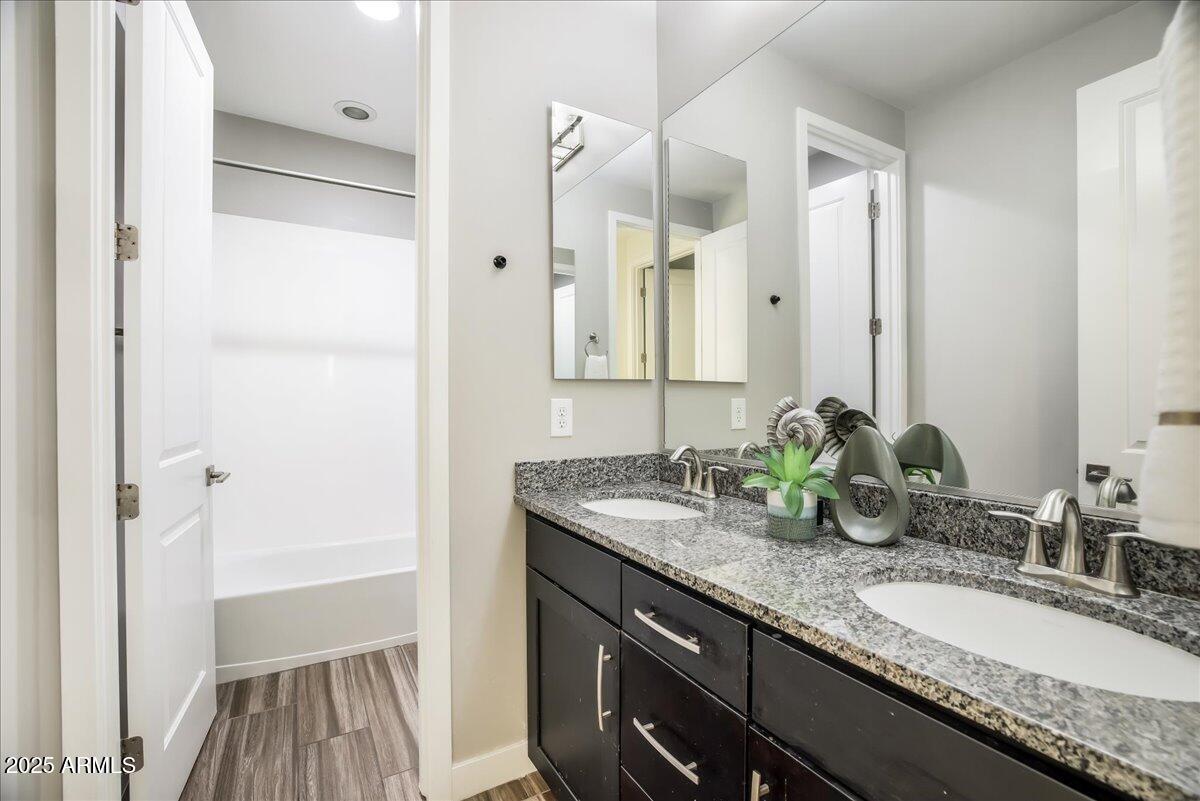 Ridgeview Estates at Desert Ridge - Residential