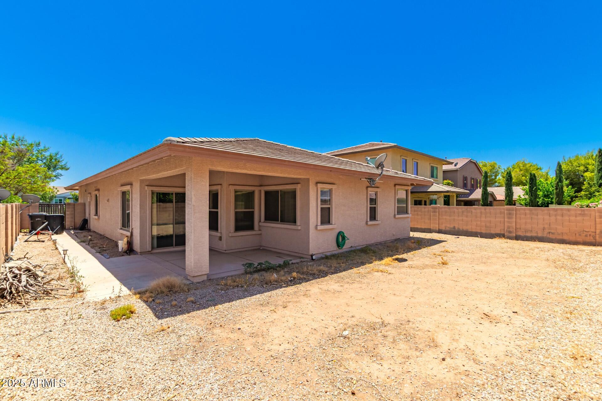 HIGHLAND GROVES AT MORRISON RANCH - Residential