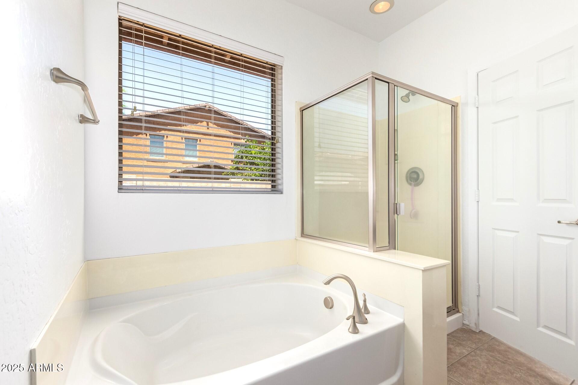 HIGHLAND GROVES AT MORRISON RANCH - Residential