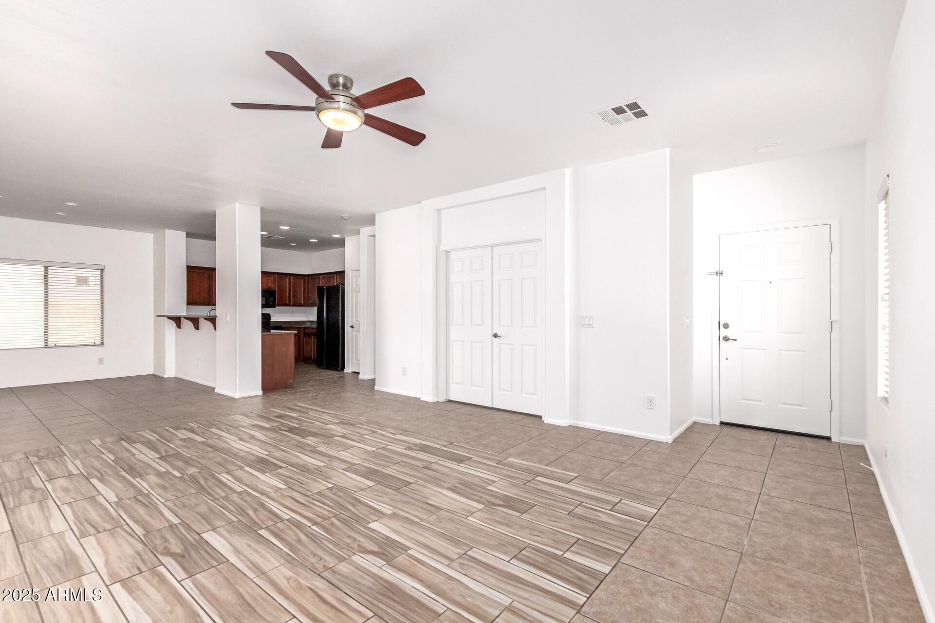 HIGHLAND GROVES AT MORRISON RANCH - Residential