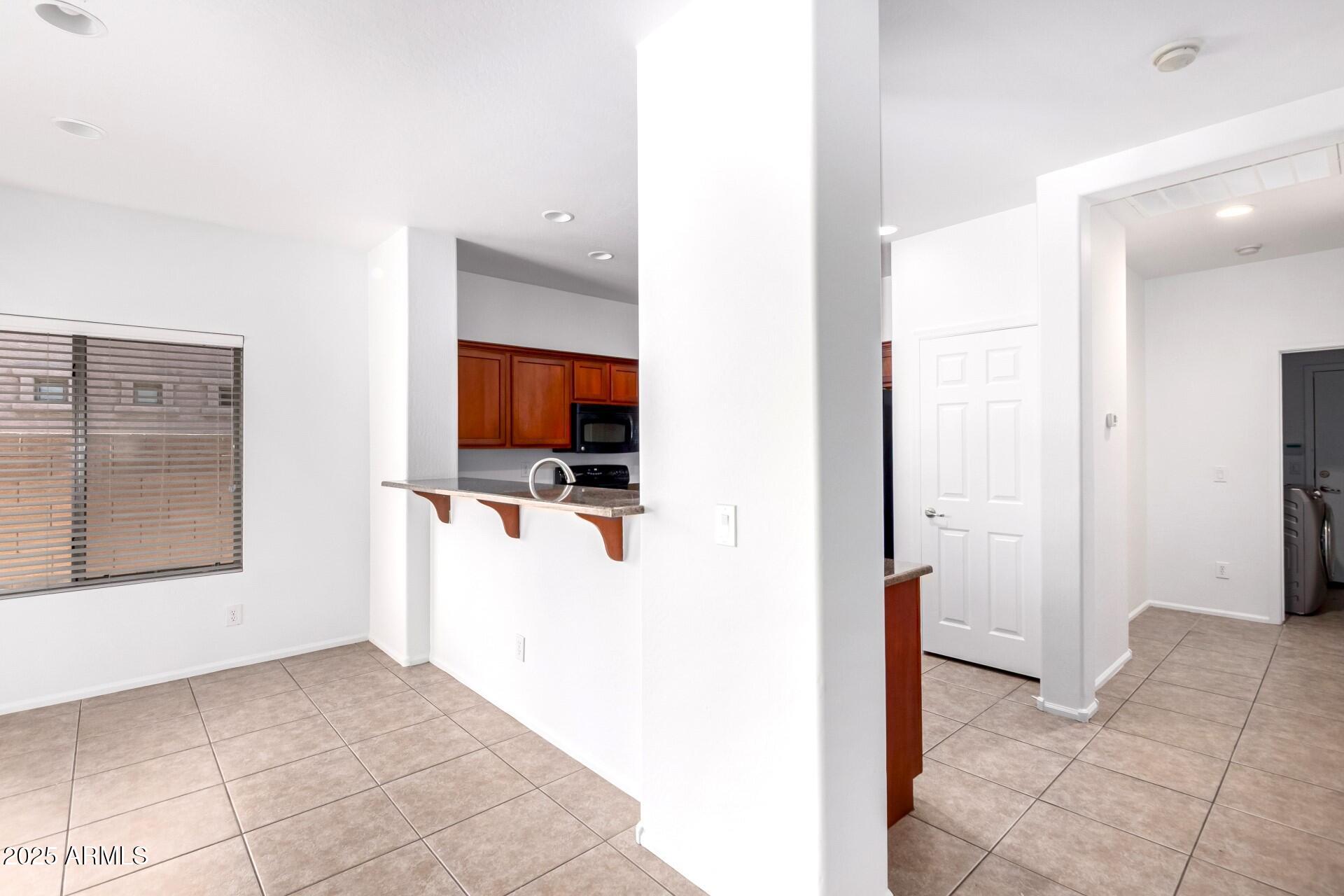 HIGHLAND GROVES AT MORRISON RANCH - Residential