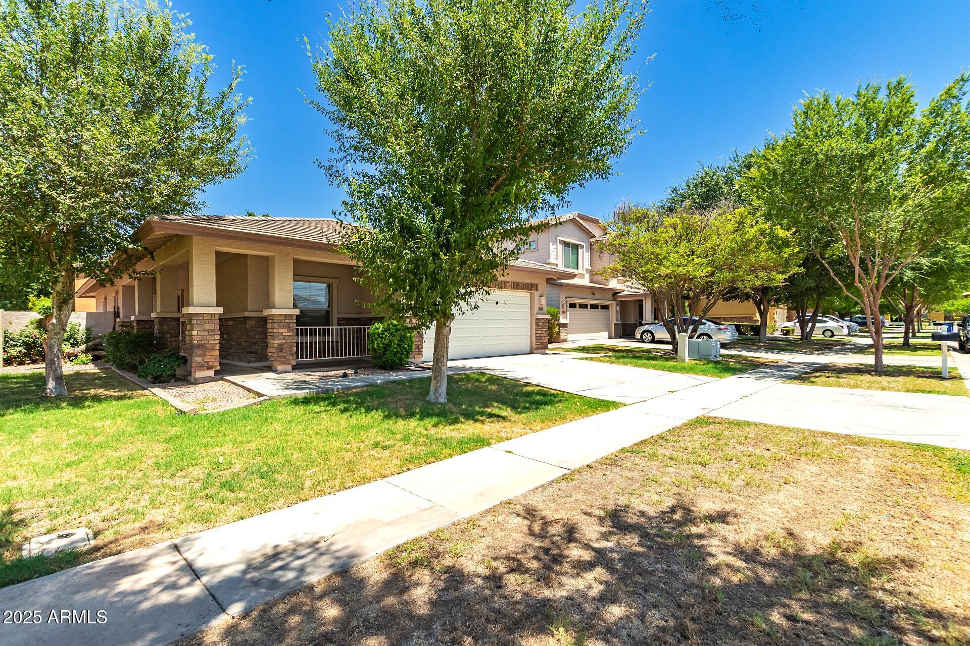 HIGHLAND GROVES AT MORRISON RANCH - Residential