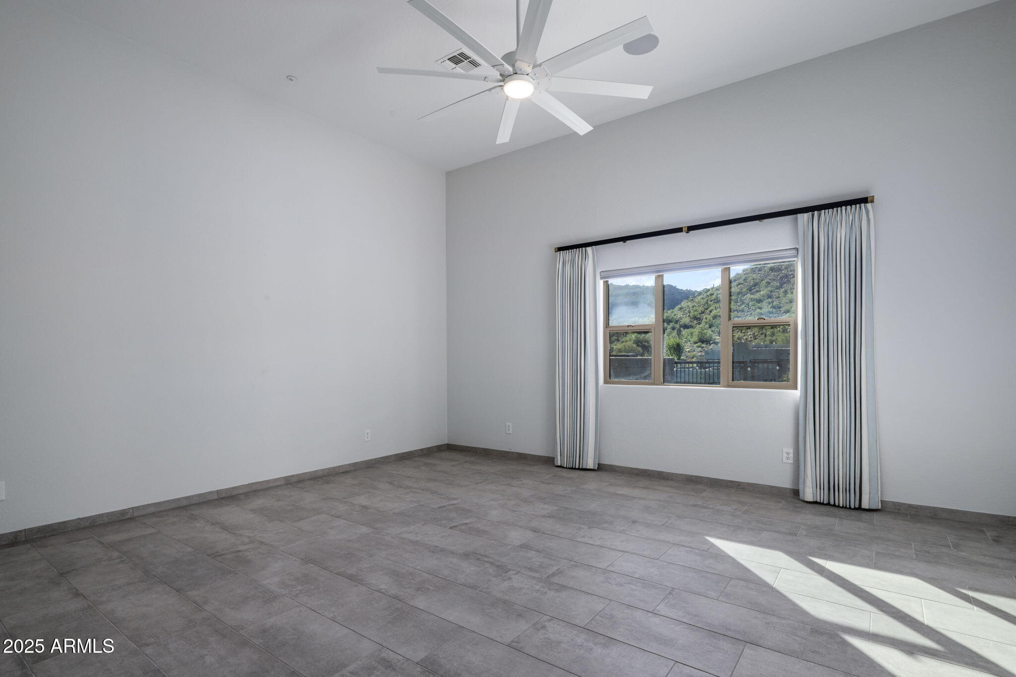 HIDDEN HILLS PHASE 2 UNIT 1 - Residential
