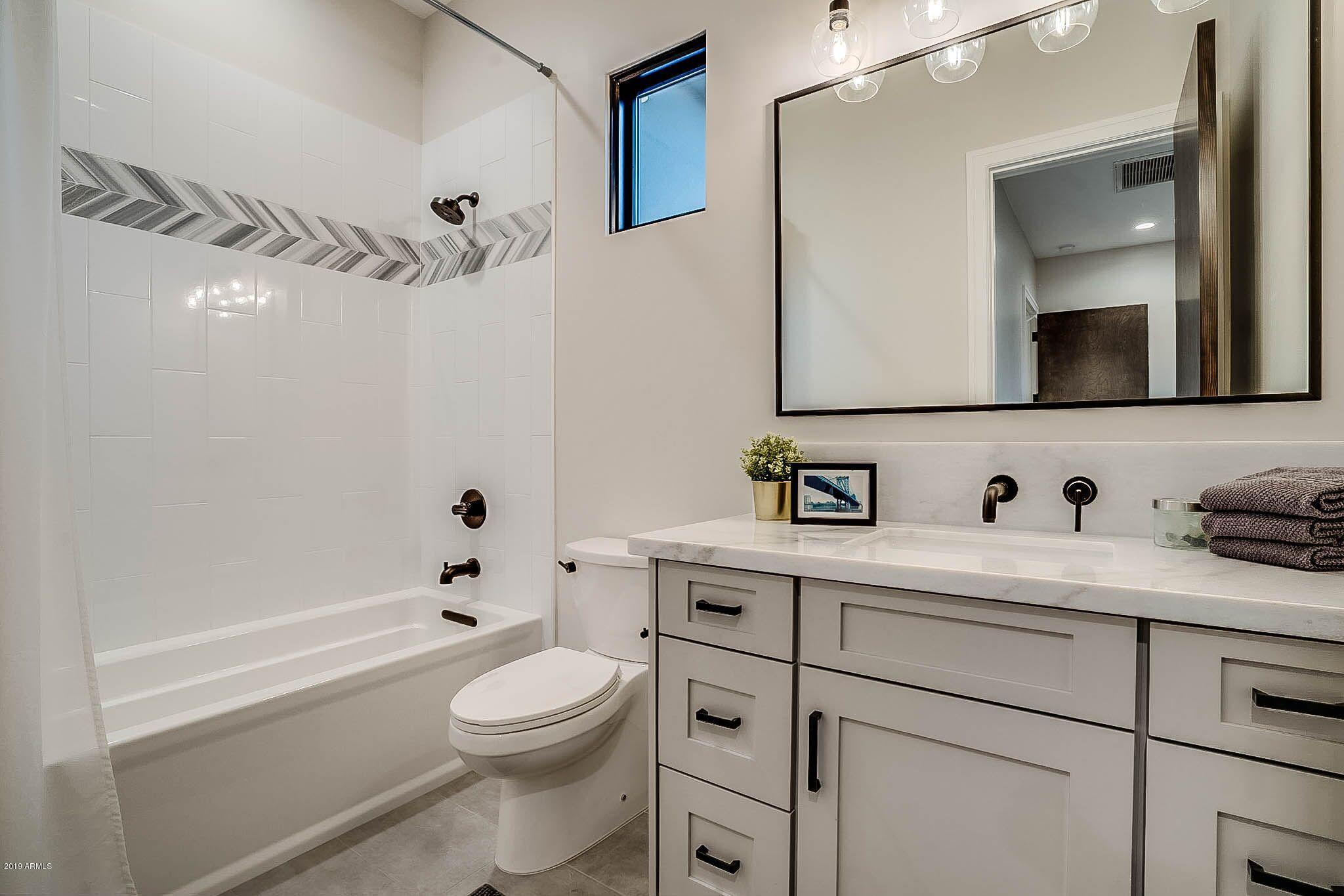 BOULDER RIDGE - Residential