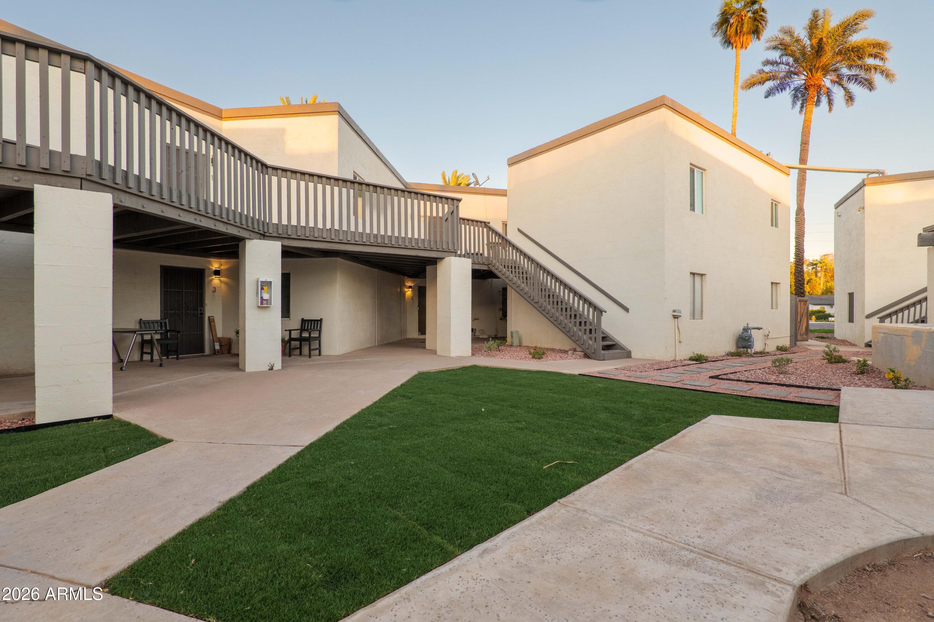 LOS BLANCOS CONDOMINIUMS - Residential