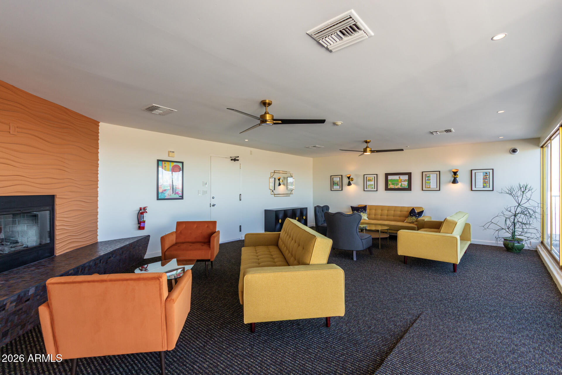 LANDMARK TOWERS CONDOMINIUM - Residential