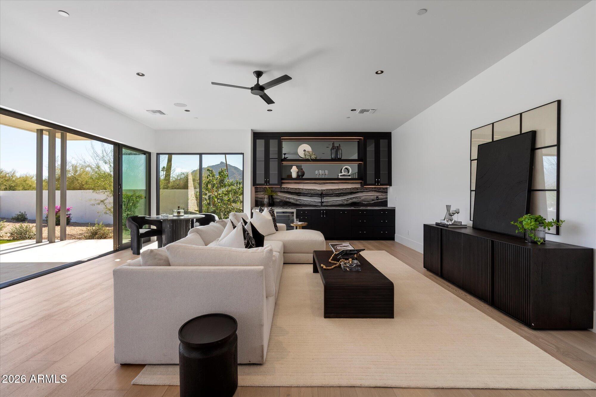 CHOLLA GARDENS UNIT 2 - Residential
