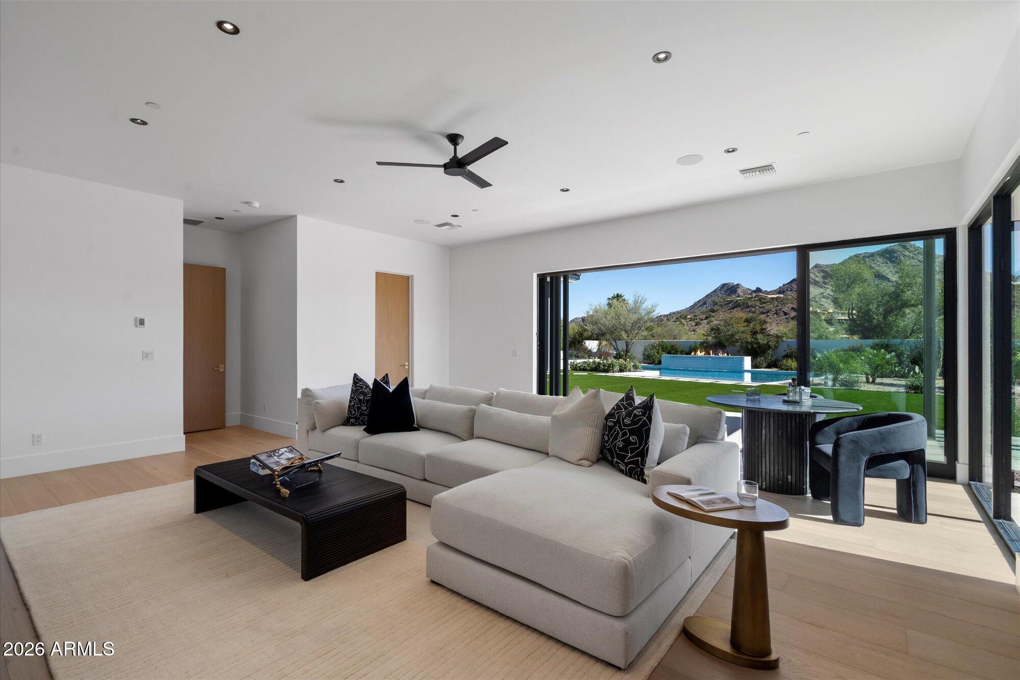 CHOLLA GARDENS UNIT 2 - Residential