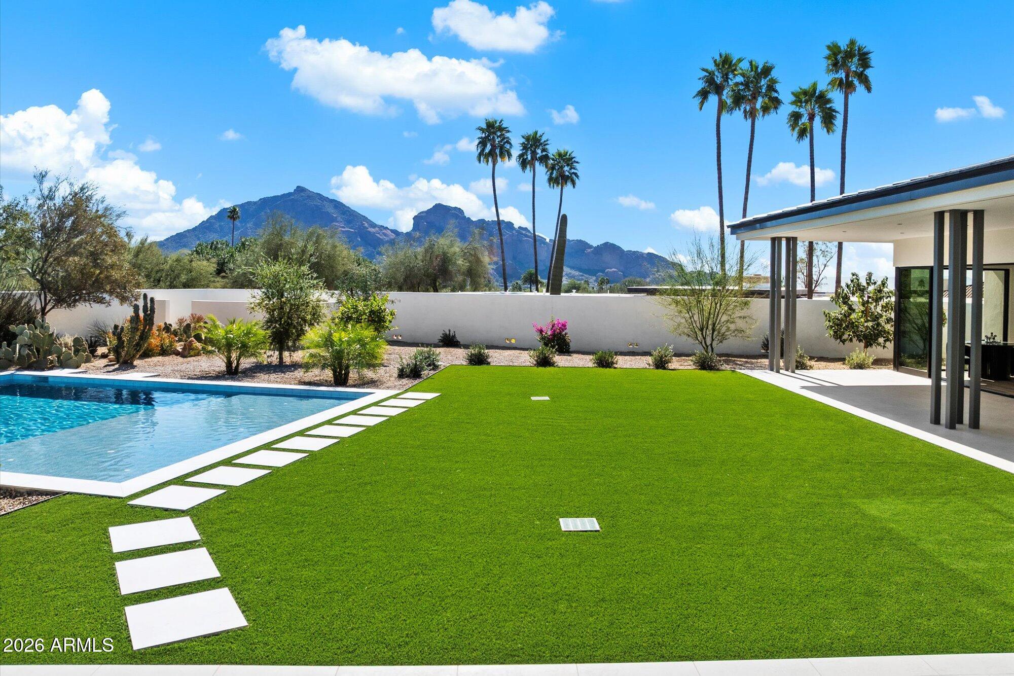 CHOLLA GARDENS UNIT 2 - Residential