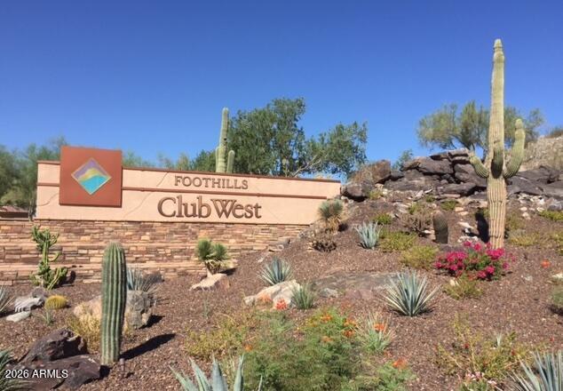 FOOTHILLS CLUB WEST - Residential