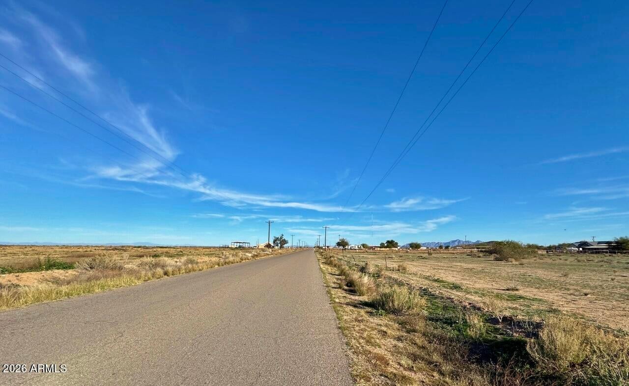 Toltec Buttes - Land