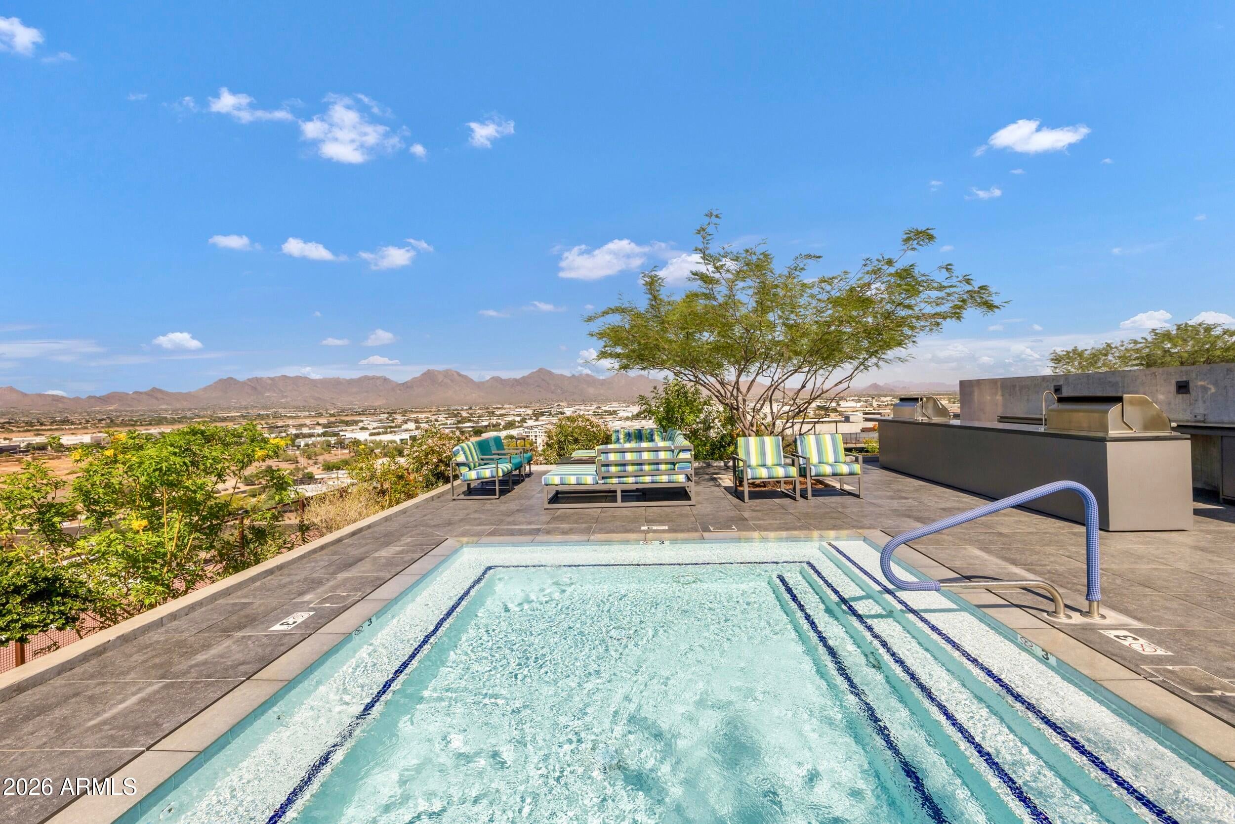 OPTIMA KIERLAND CENTER 7120 CONDOMINIUM 2ND AMD - Residential