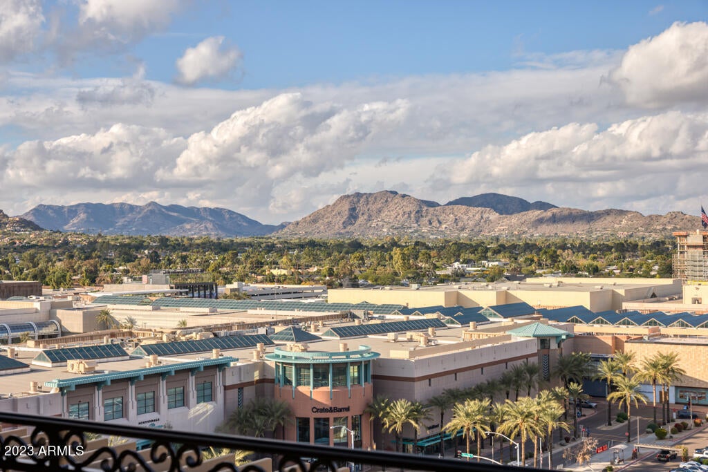 Scottsdale Waterfront - Residential