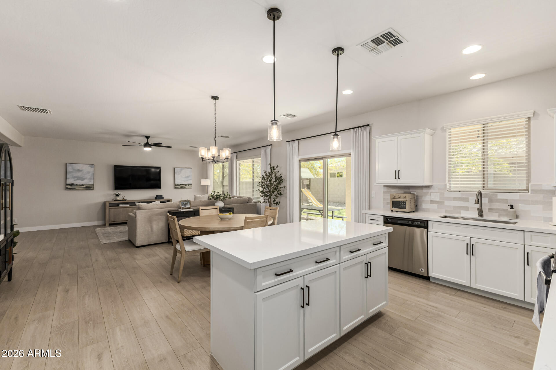 RIVERWALK VILLAGES PHASE 3 REPLAT - Residential