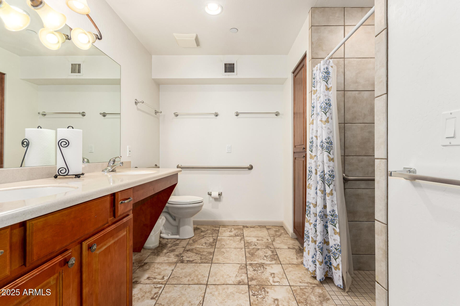 PASEO VILLAGE AMD - Residential