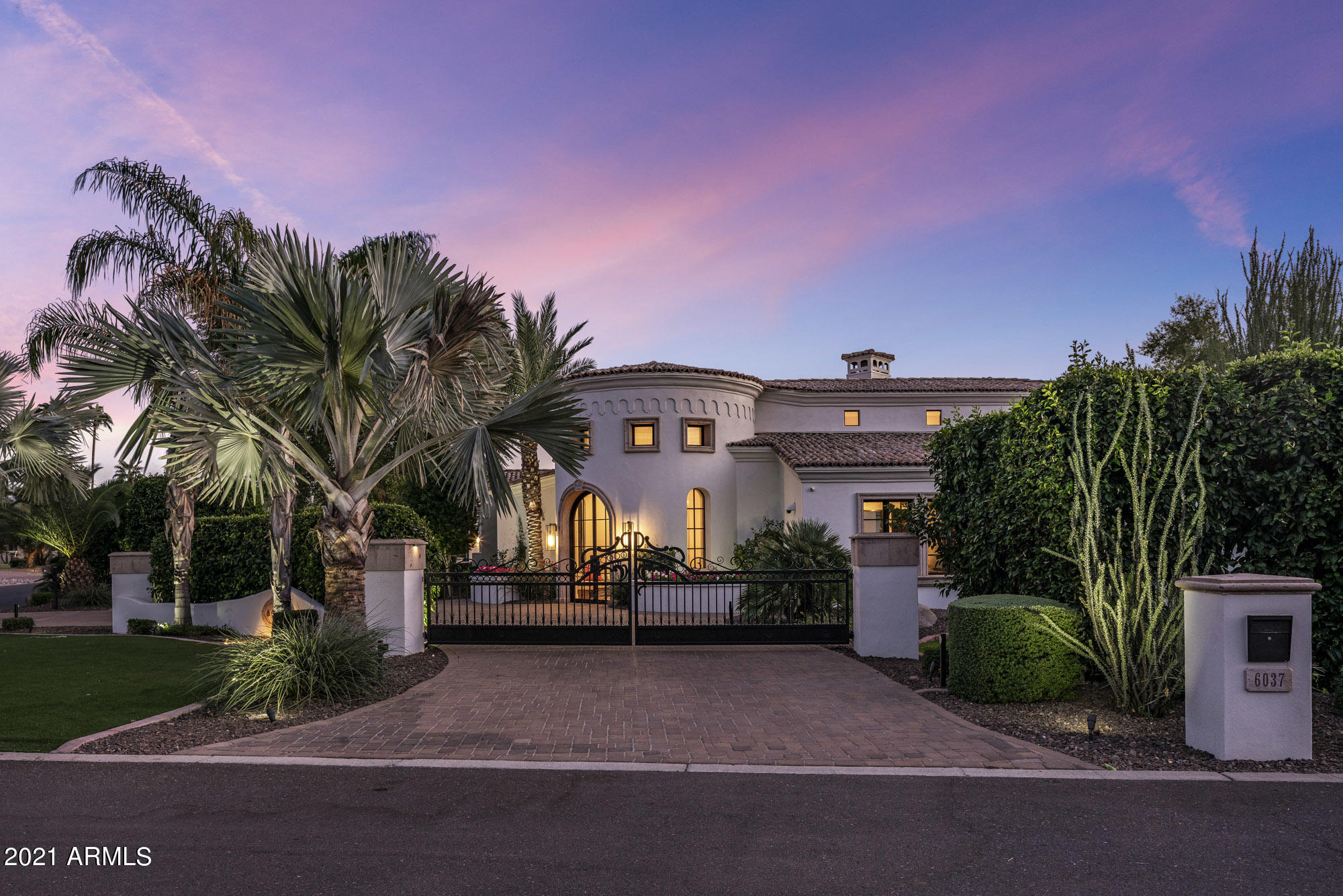 LaJolla Aces II - Residential