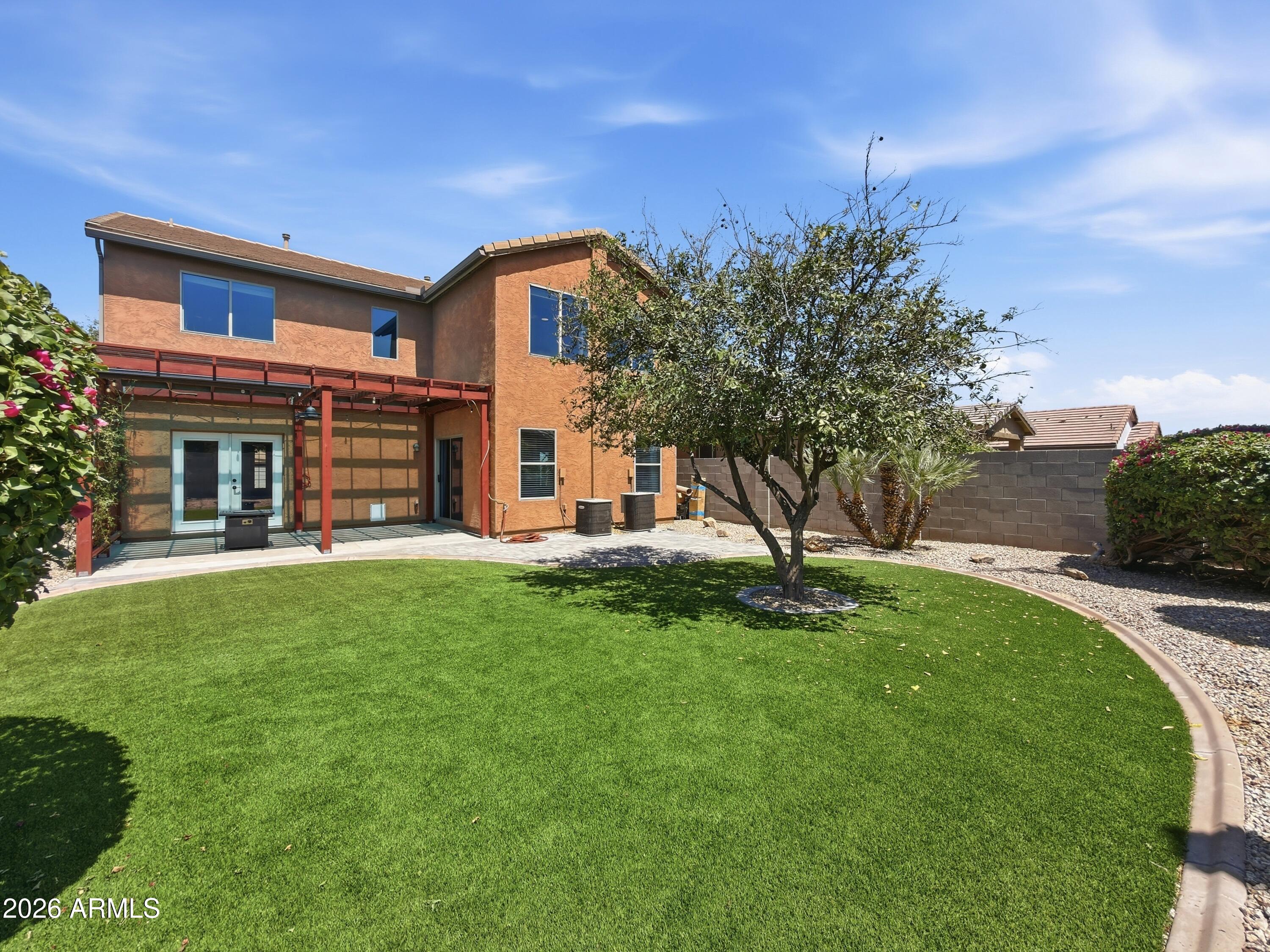 SAN TAN HEIGHTS PARCEL C-6 - Residential