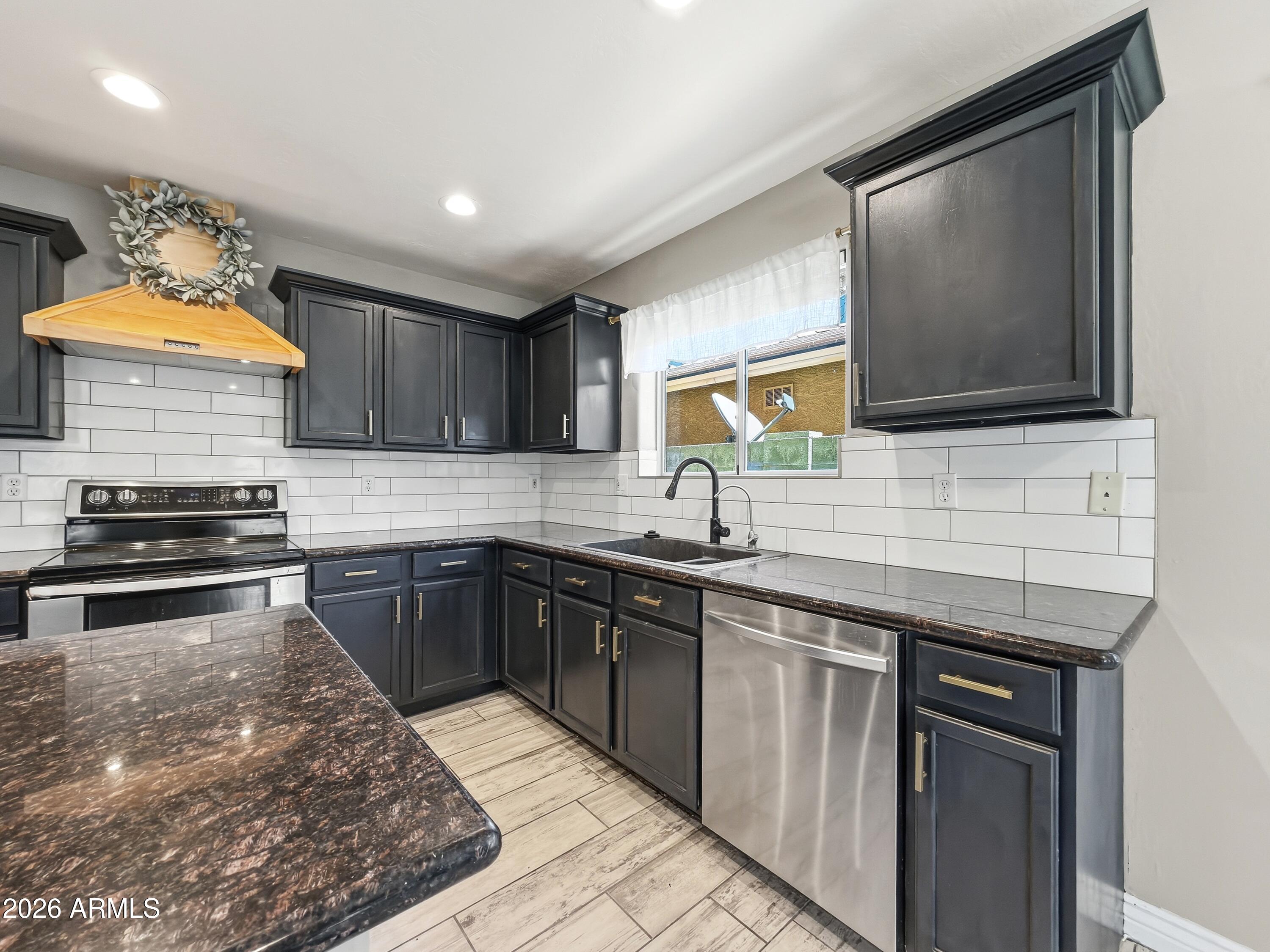 SAN TAN HEIGHTS PARCEL C-6 - Residential