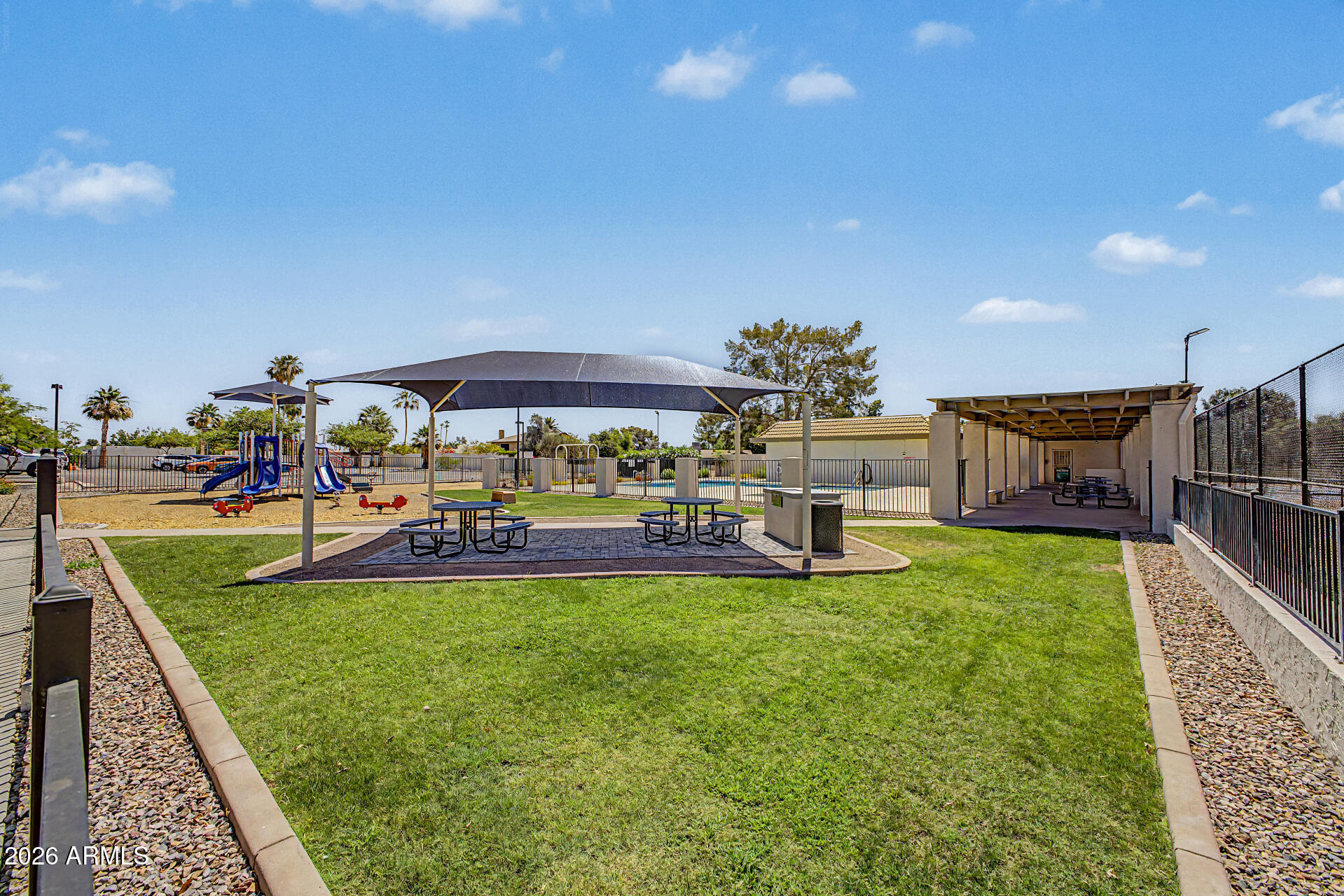 BELLAIR TOWNHOUSES UNIT 4 - Residential