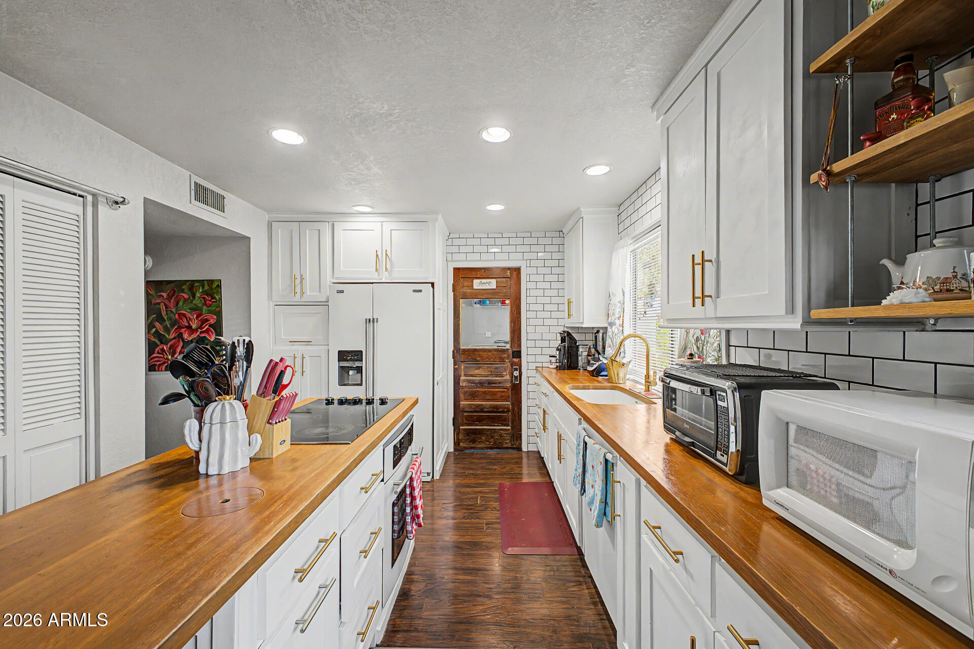BELLAIR TOWNHOUSES UNIT 4 - Residential