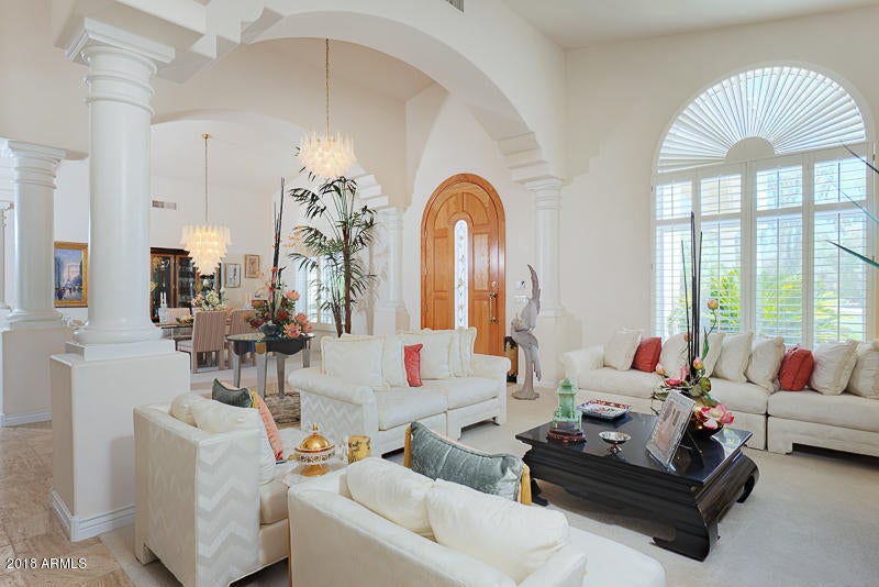 HUMMINGBIRD COURT - Residential