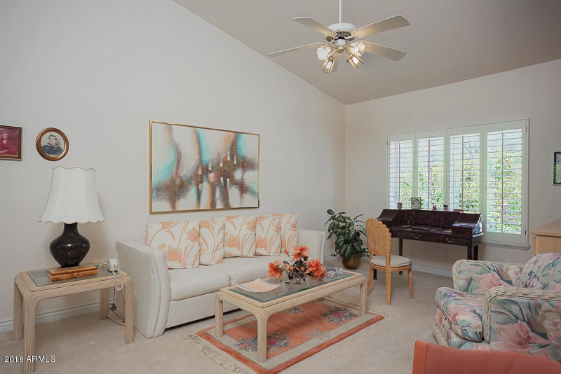 HUMMINGBIRD COURT - Residential