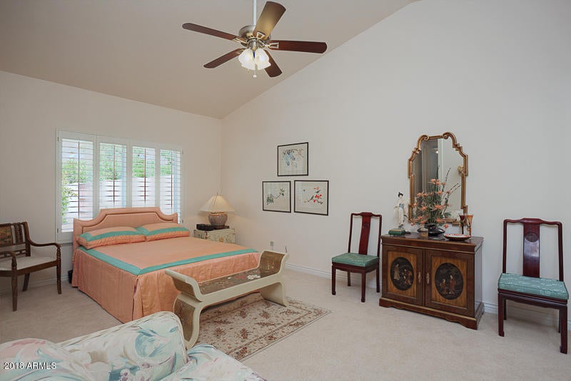HUMMINGBIRD COURT - Residential