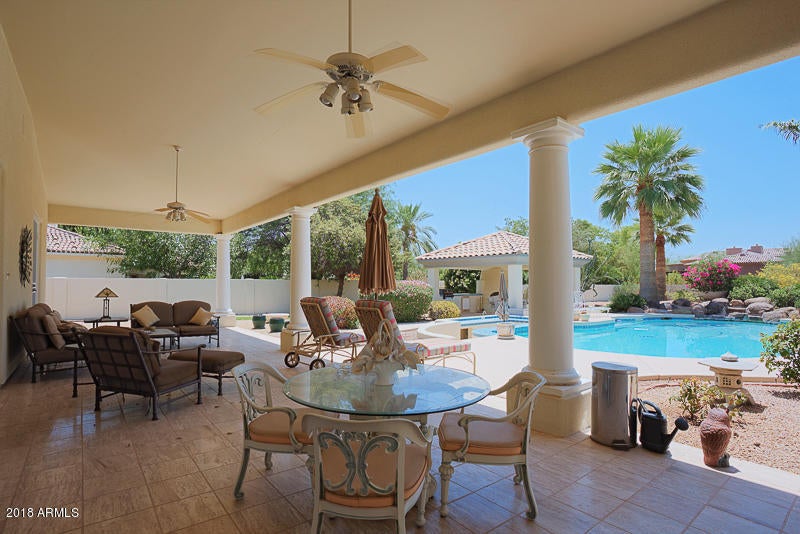 HUMMINGBIRD COURT - Residential