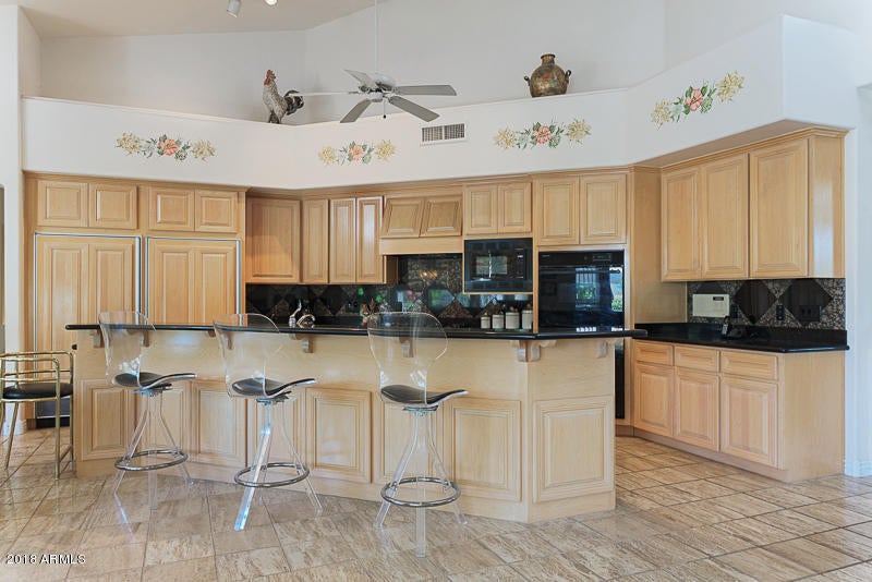 HUMMINGBIRD COURT - Residential