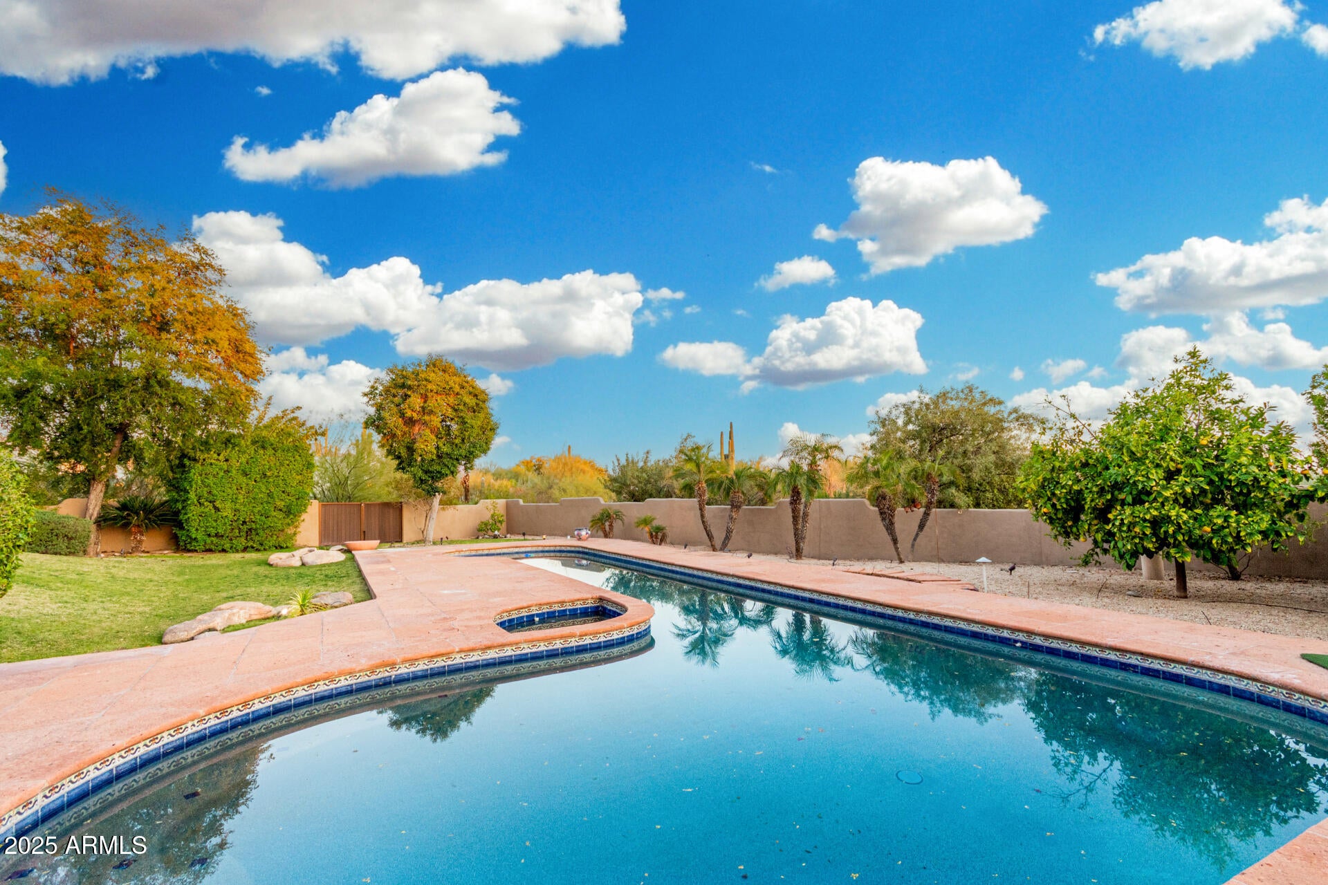 PINNACLE PEAK ESTATES UNIT TWO - Residential