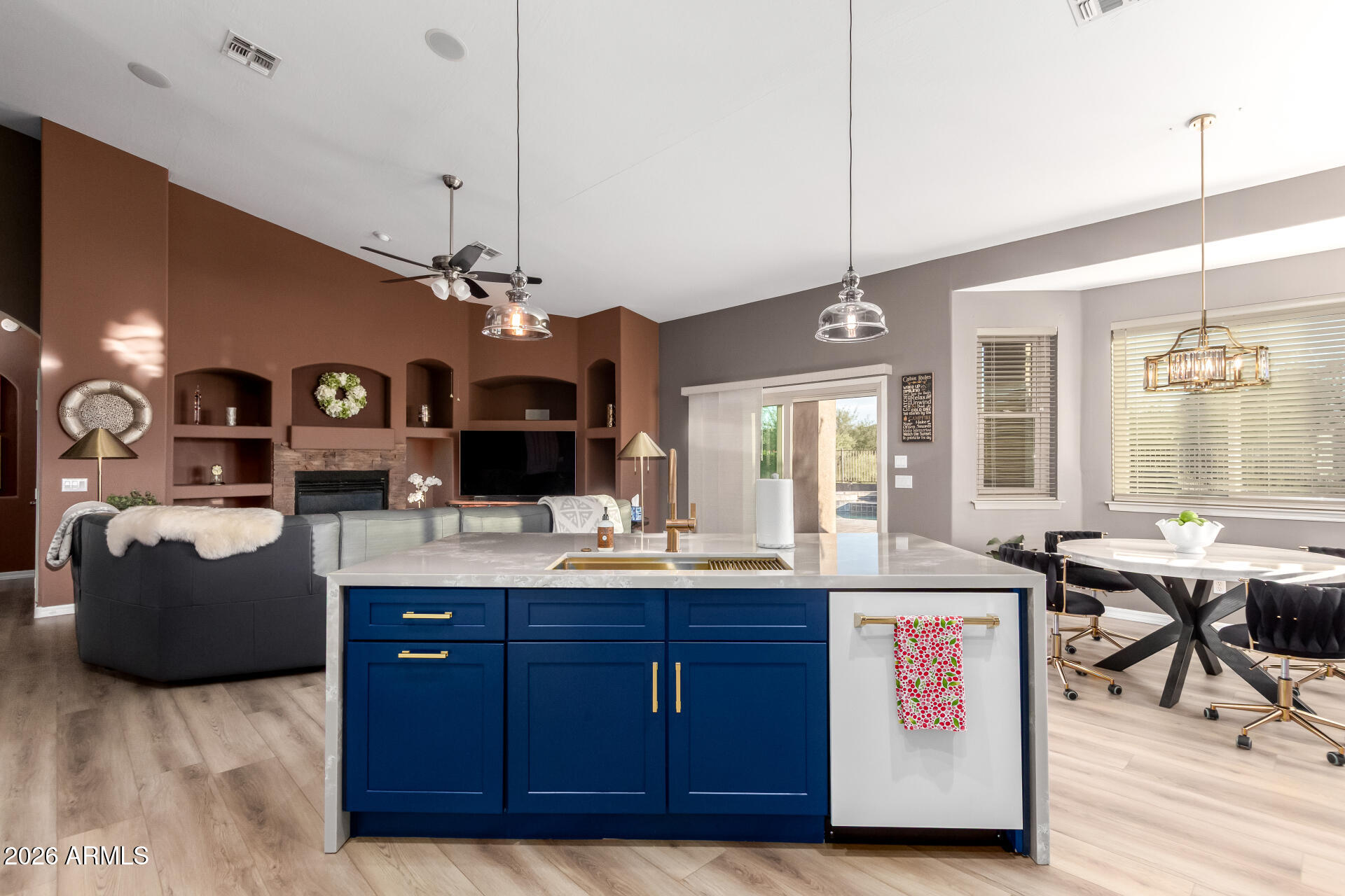 ASHLER HILLS RANCH - Residential