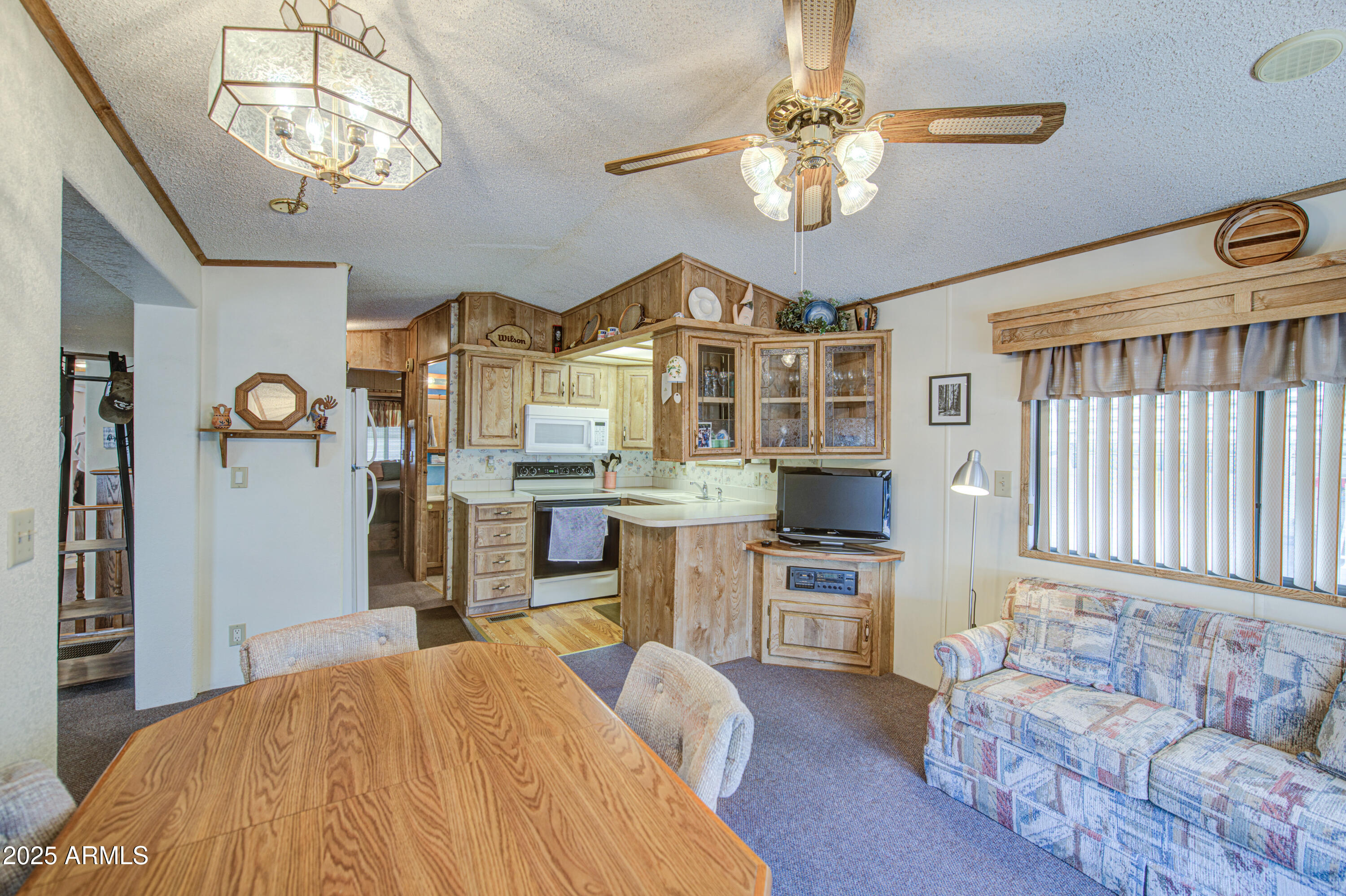 CARRIAGE MANOR RV RESORT - Residential