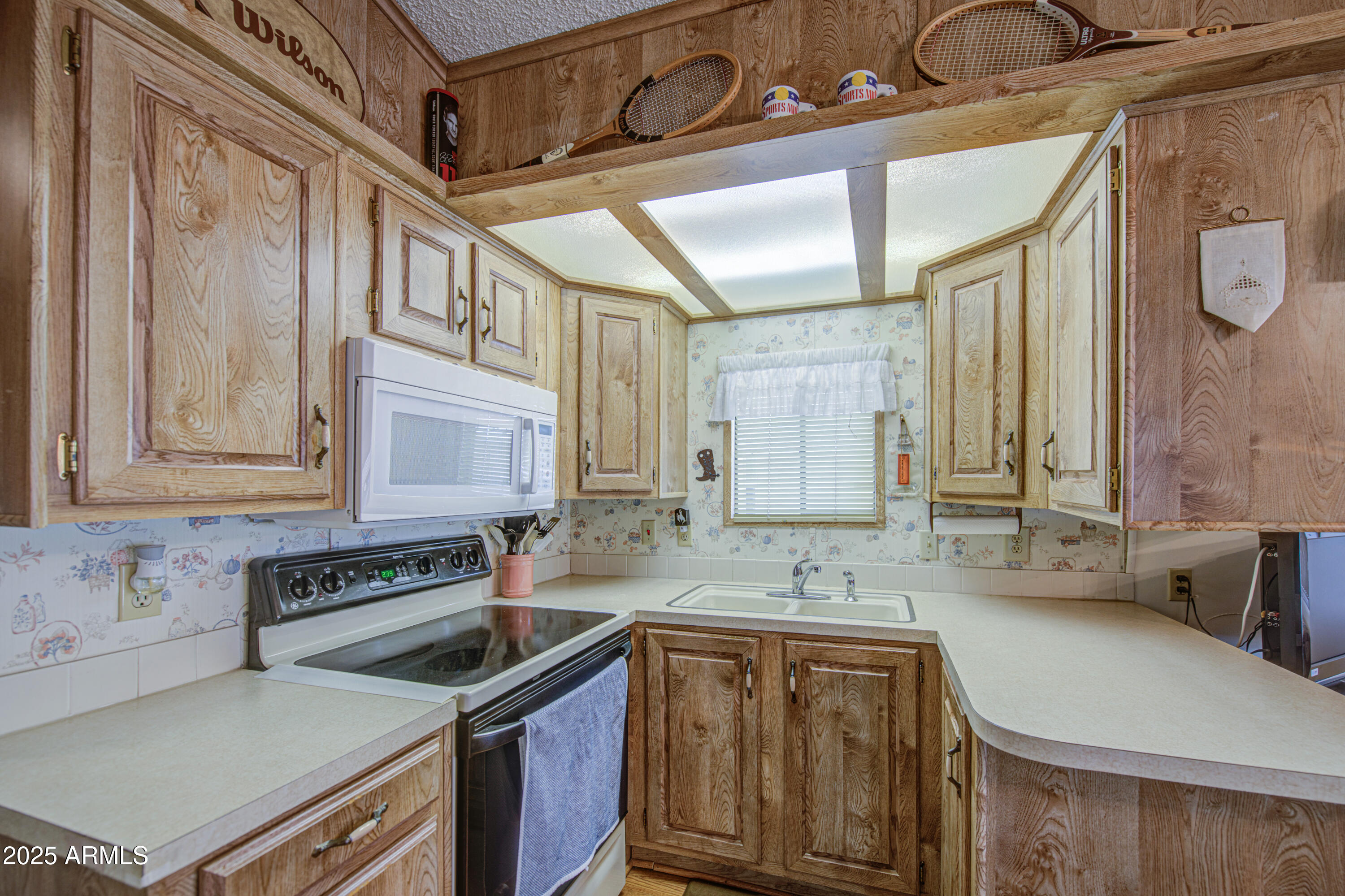 CARRIAGE MANOR RV RESORT - Residential