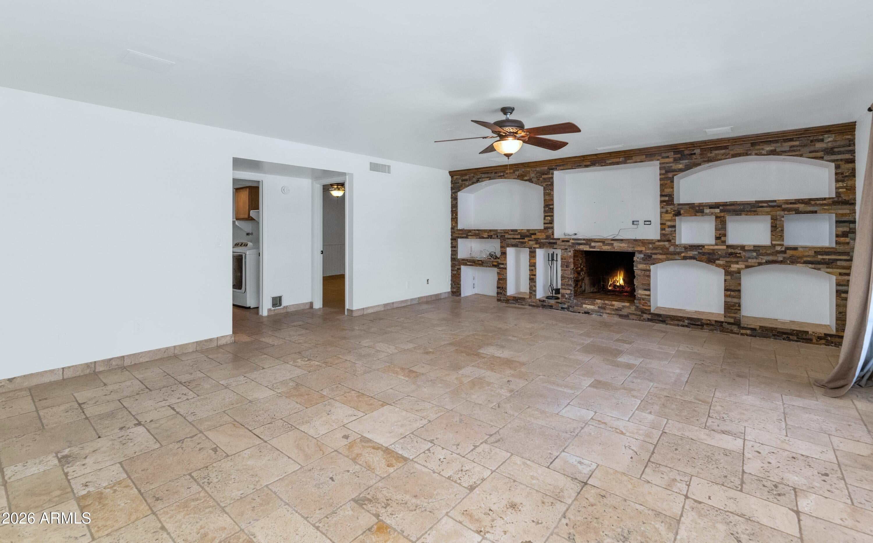 SPANISH WELLS 3 LOT 311-411 TR A-C - Residential