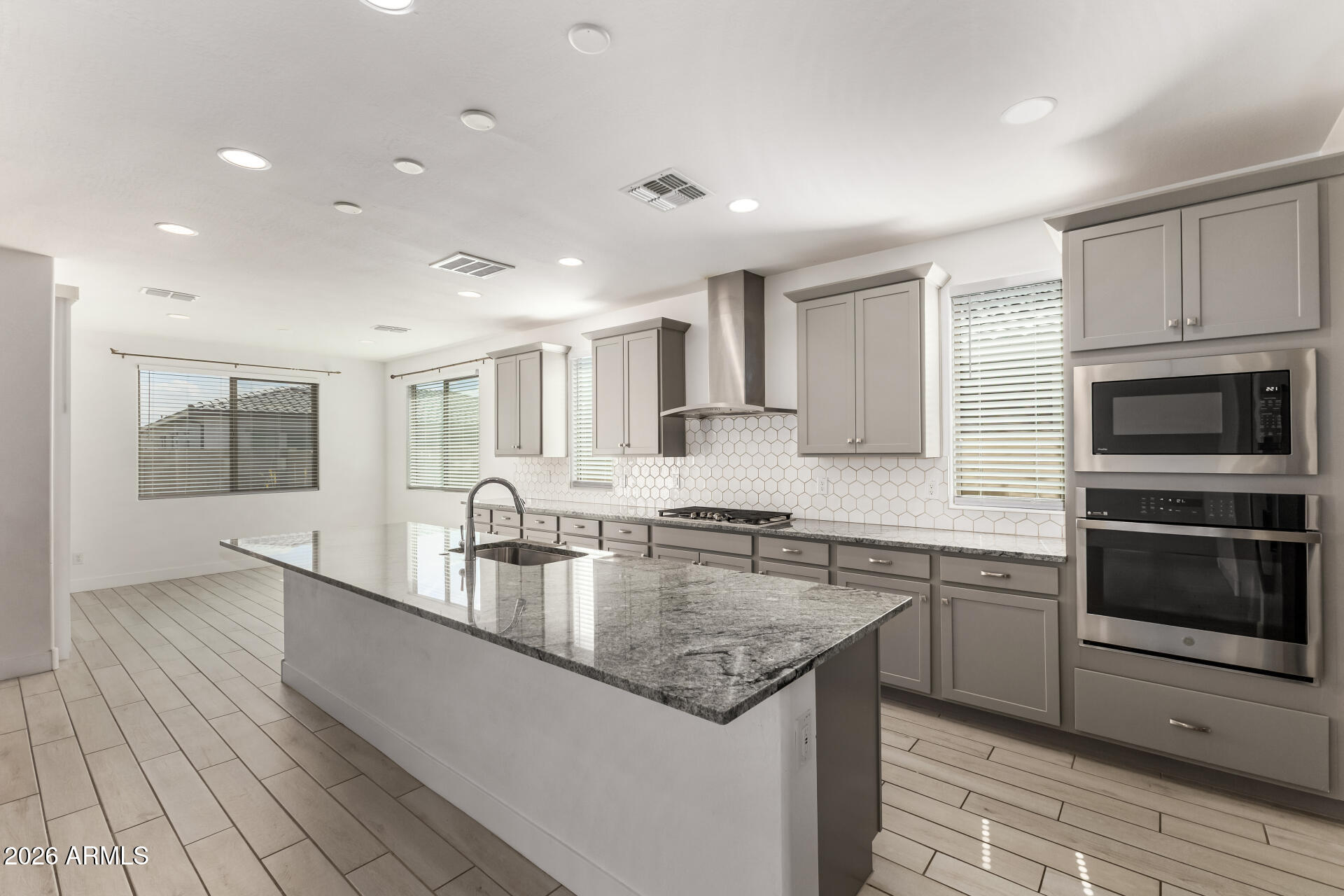 EASTMARK DU 3/4 NORTH PHASE 2 AND 3 - Residential