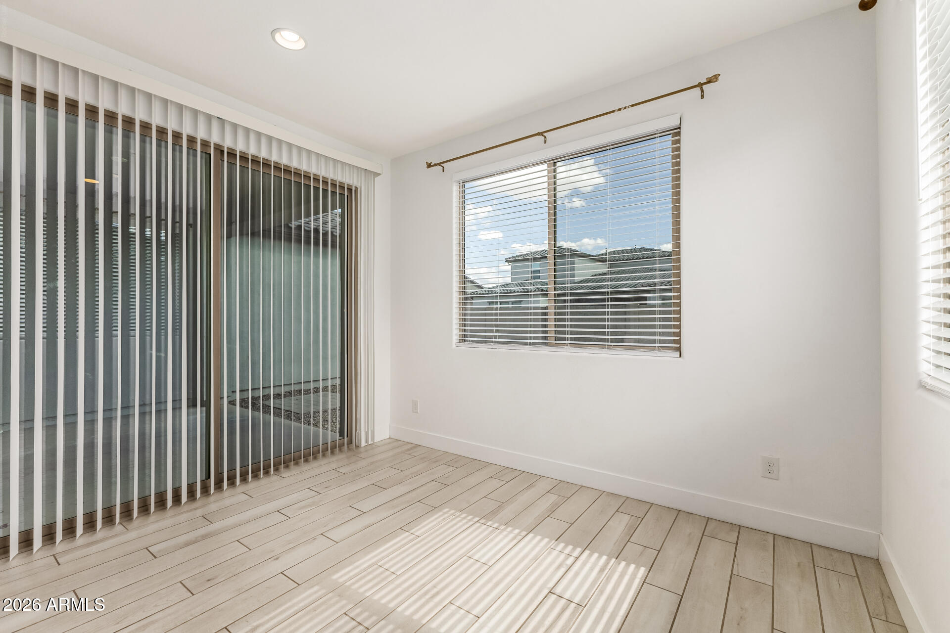 EASTMARK DU 3/4 NORTH PHASE 2 AND 3 - Residential