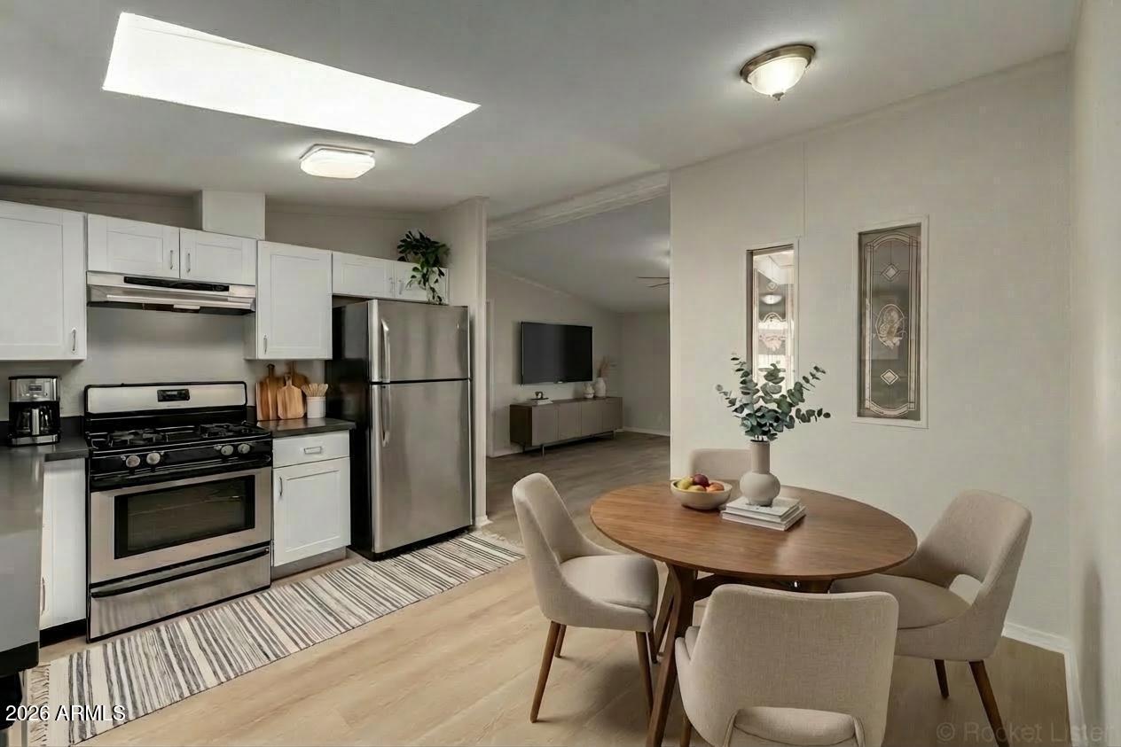 DESERT VISTA PLACE LOT 1-227 TR A-L - Residential