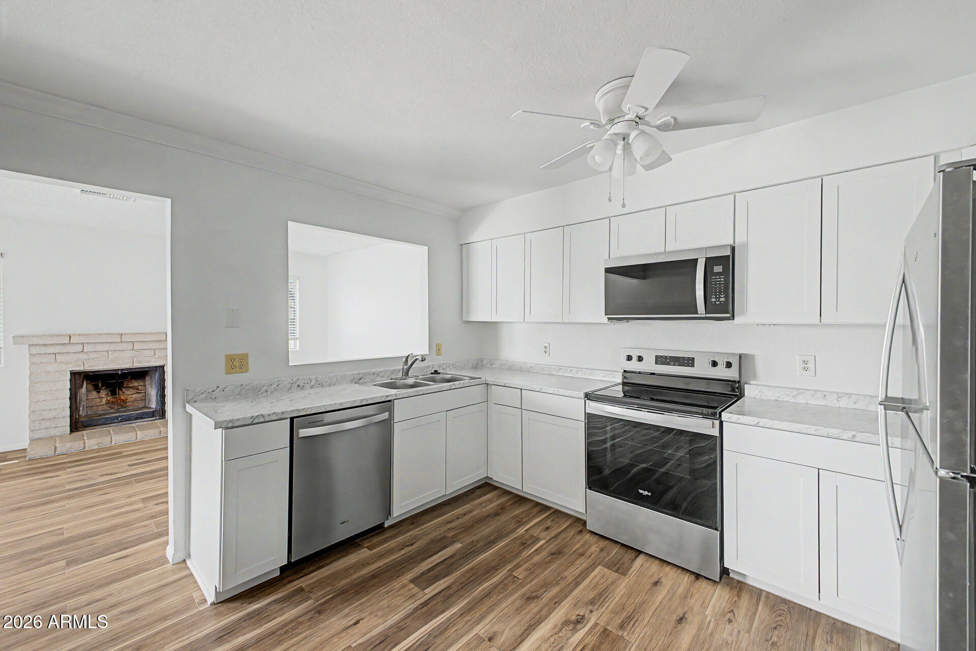 DAVE BROWN UNIT 2 - Residential