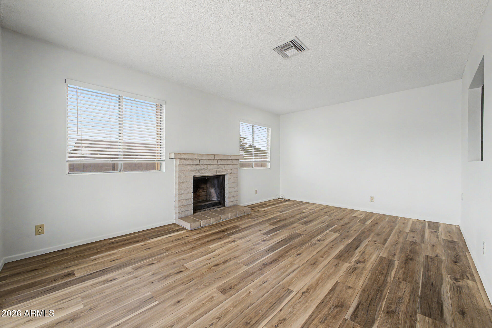 DAVE BROWN UNIT 2 - Residential