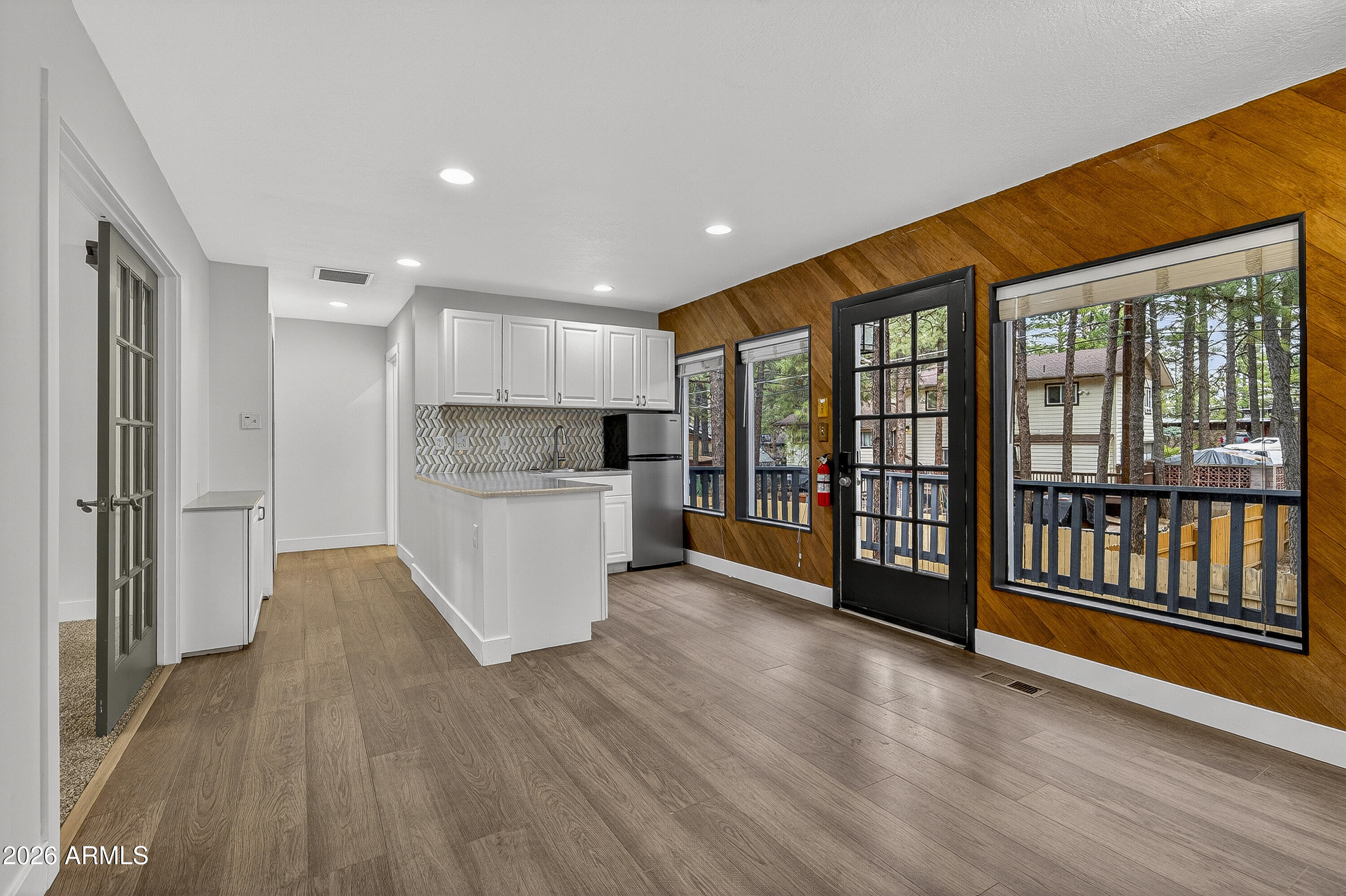 PINECREST TERRACE - Residential