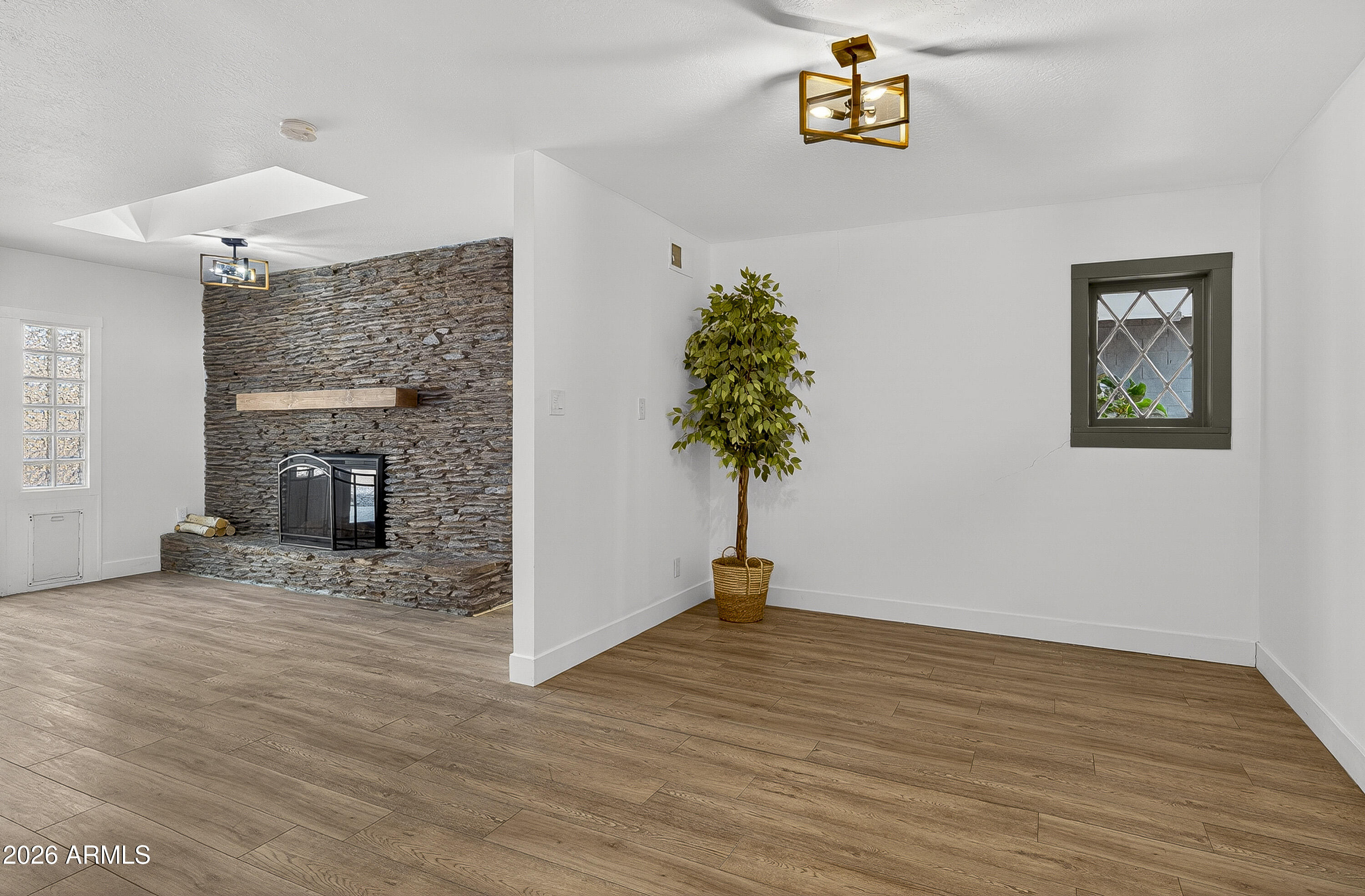 PINECREST TERRACE - Residential