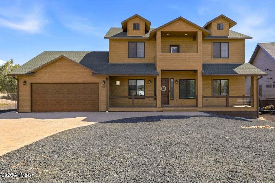 WHISPERING TRAILS UNIT 1 - Residential