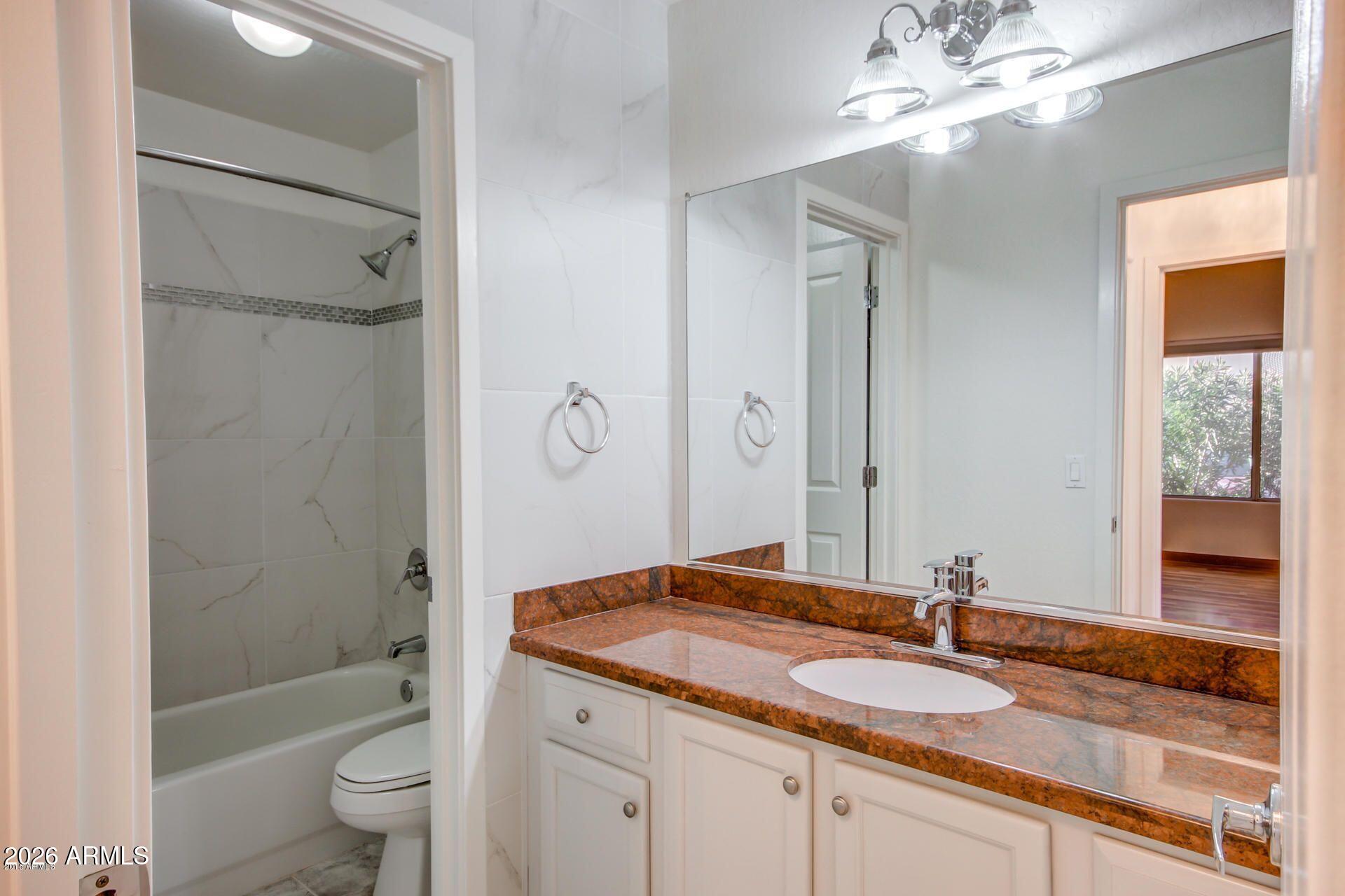SCOTTSDALE MISSION CONDOMINIUMS AMD - Residential