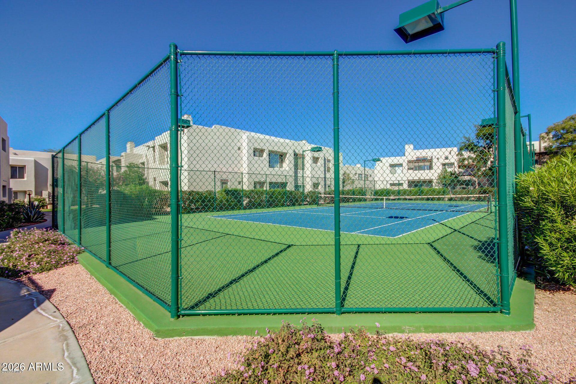 SCOTTSDALE MISSION CONDOMINIUMS AMD - Residential