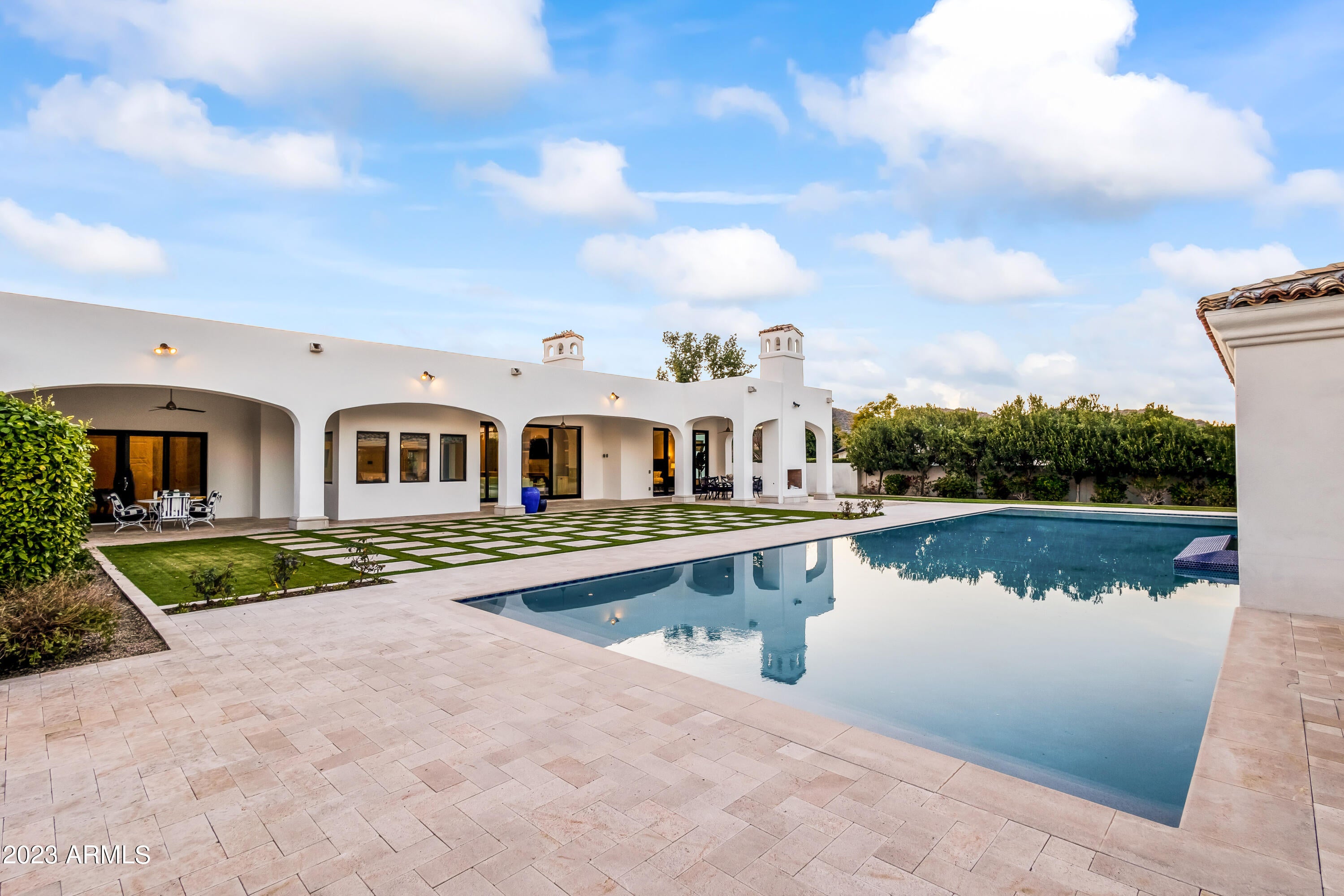 GROSSE POINTE HIGHLANDS - Residential