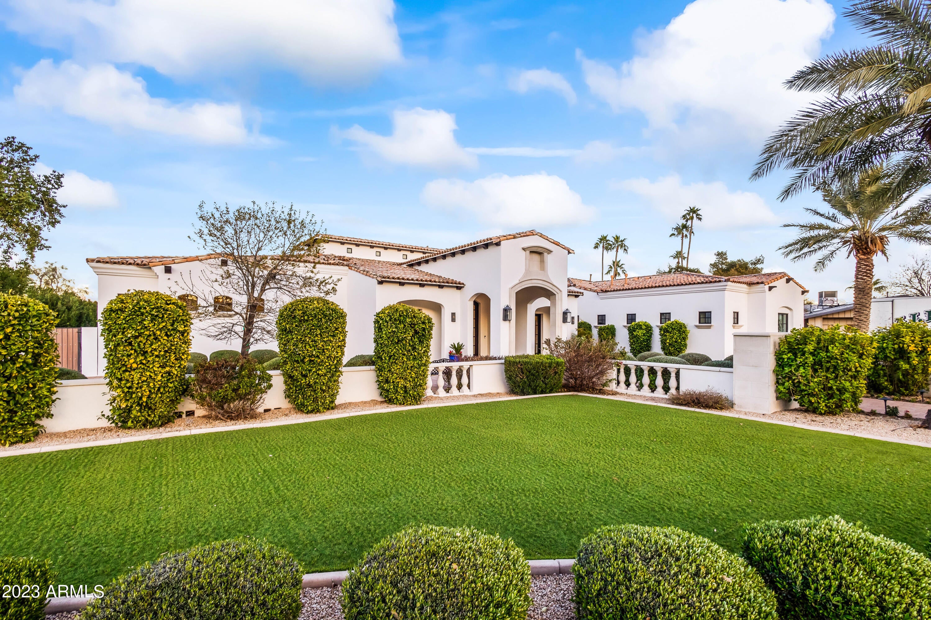 GROSSE POINTE HIGHLANDS - Residential