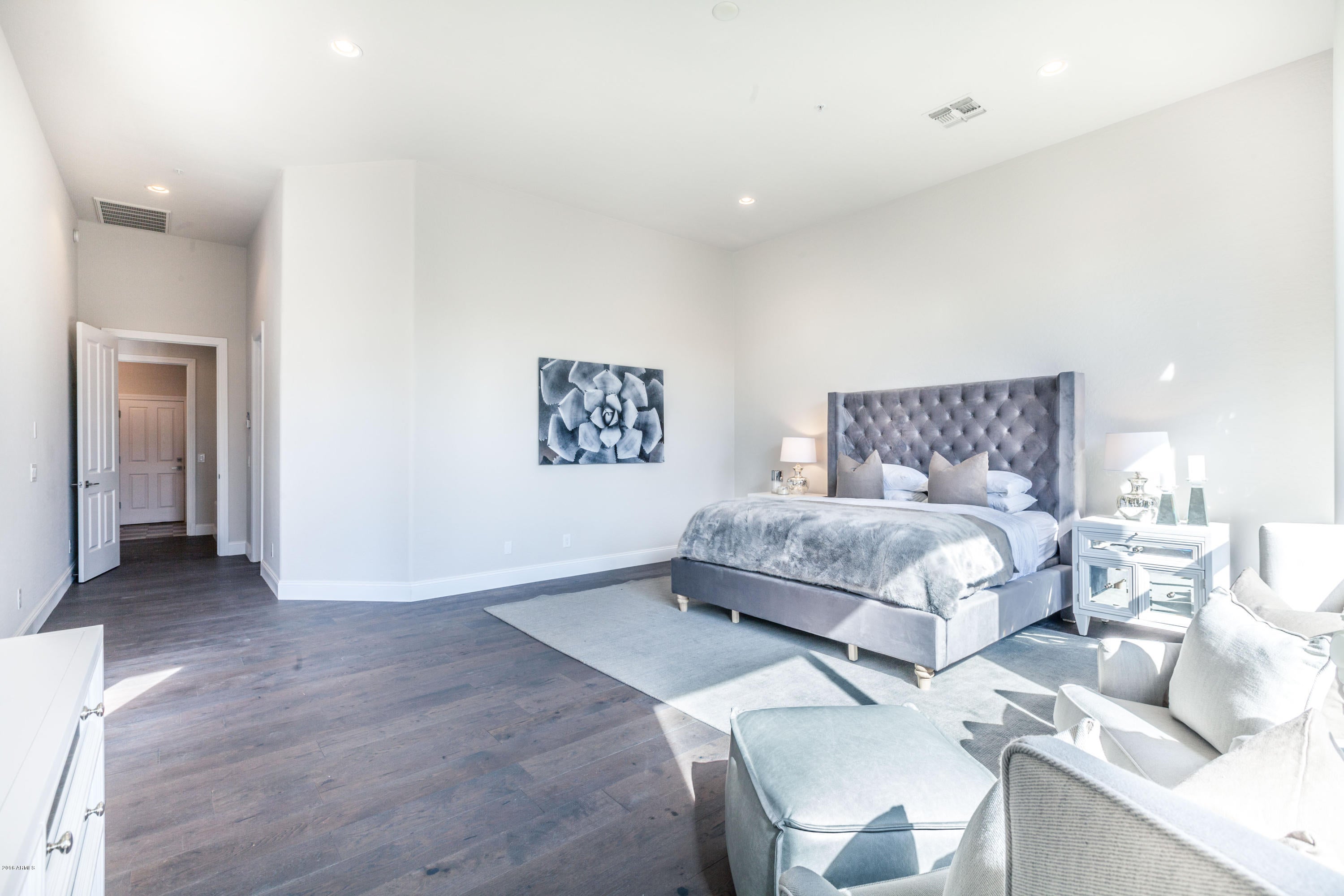 LINCOLN PLACE - Residential